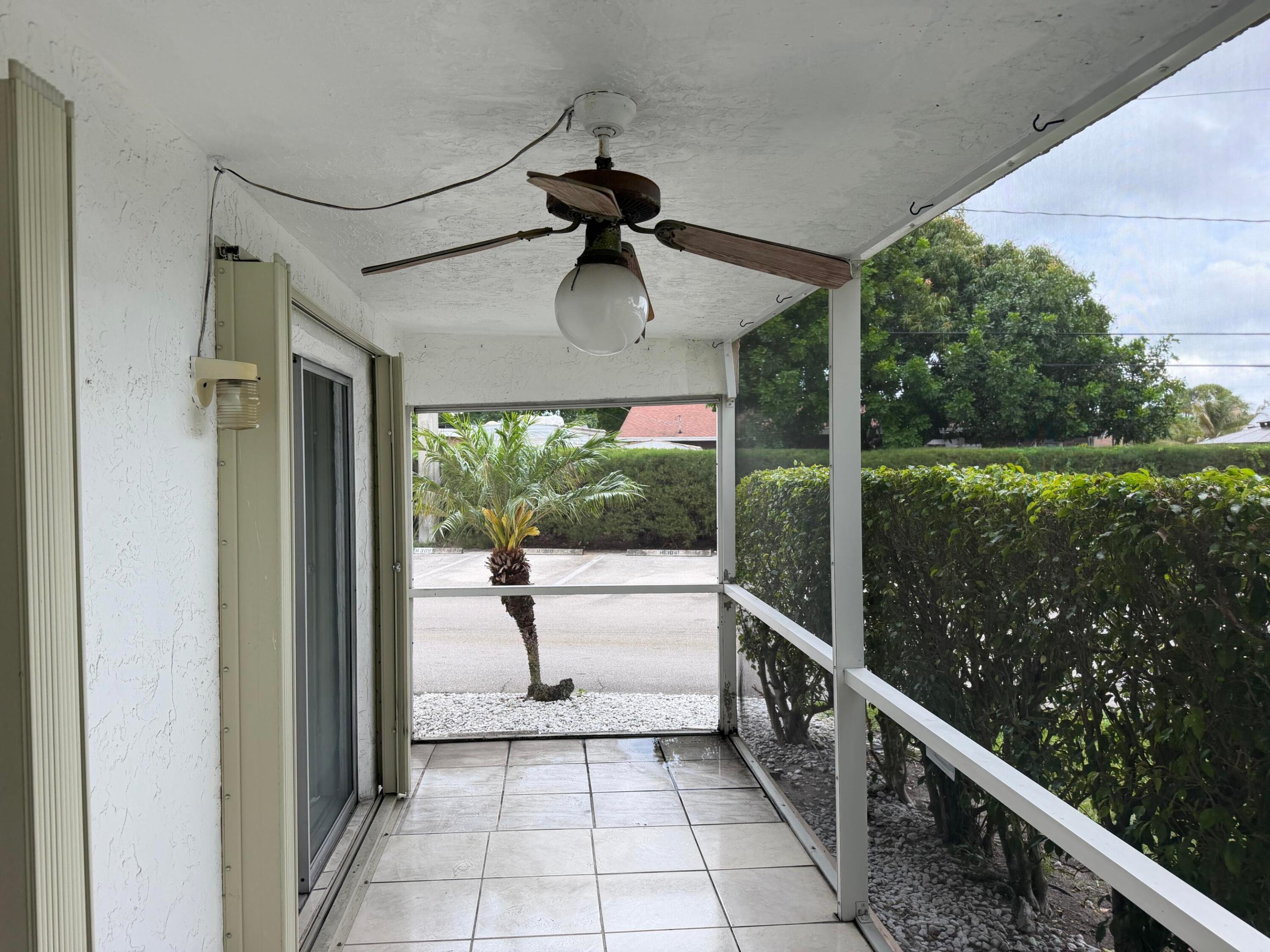 700 Village Green #101, Palm Springs FL 33461