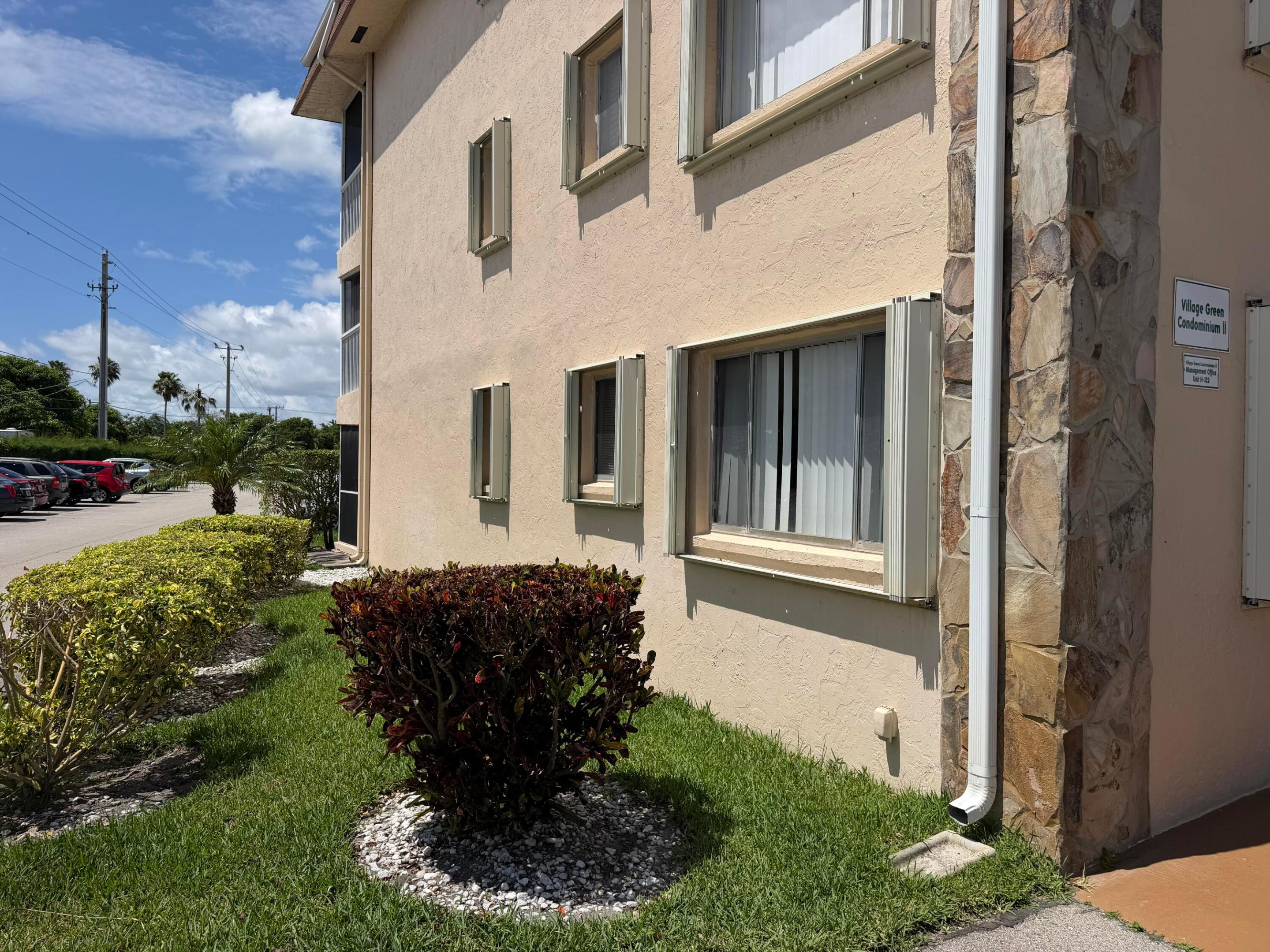 700 Village Green #101, Palm Springs FL 33461