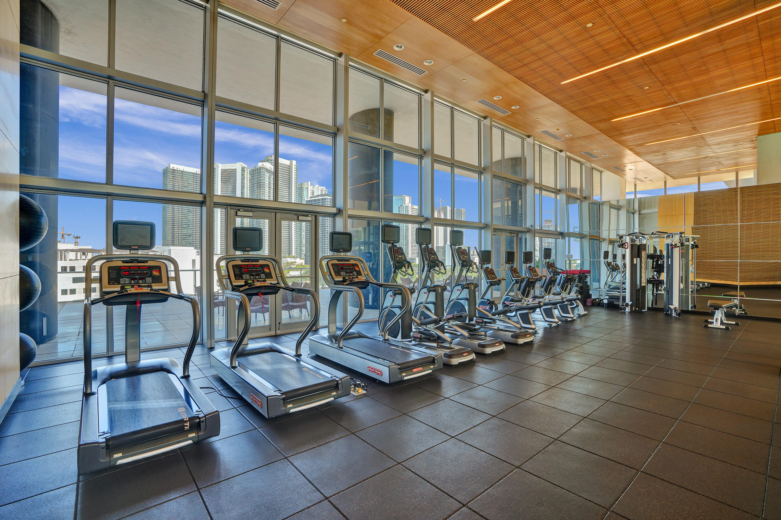3470 E Coast #H2704, Miami FL 33137
