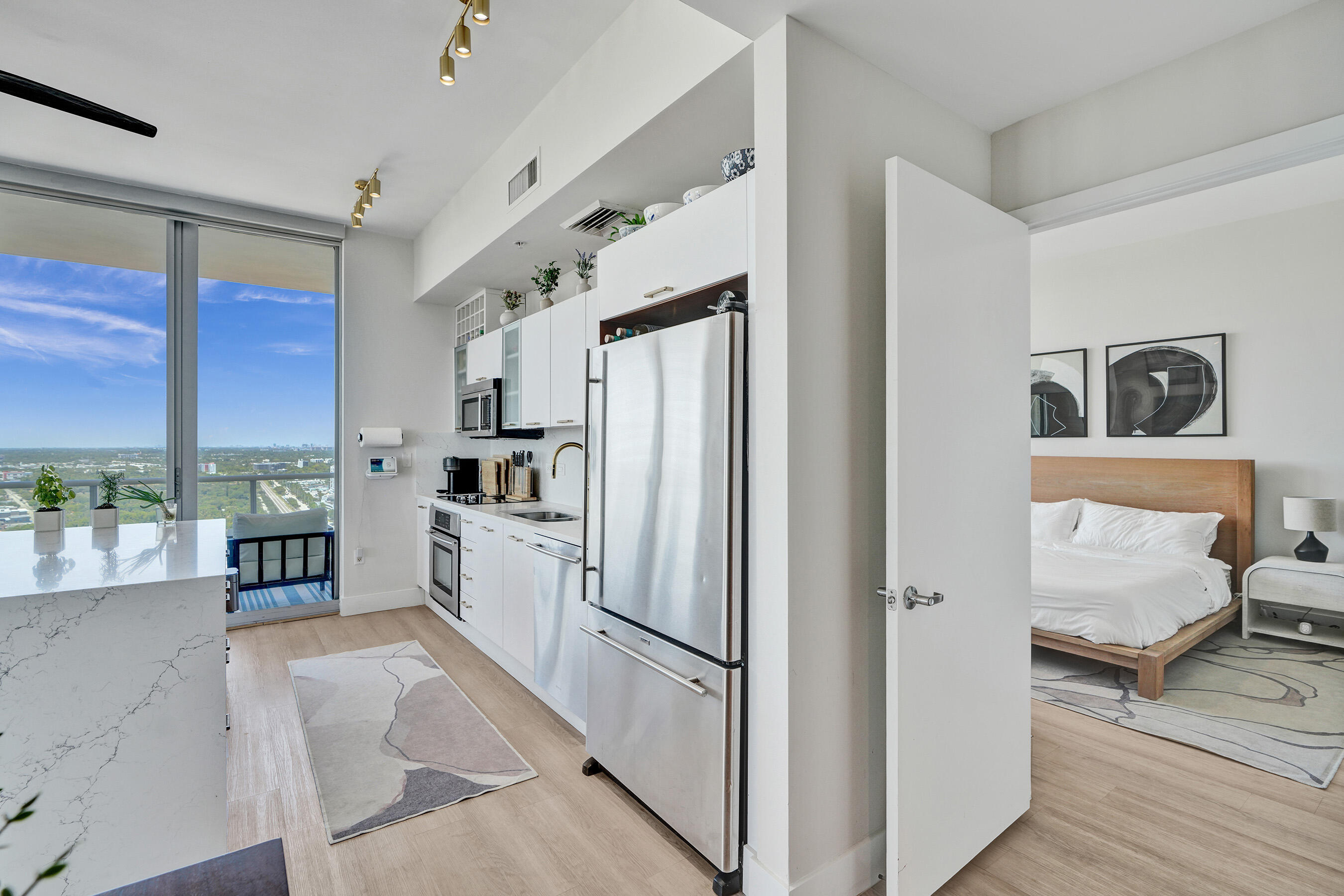 3470 E Coast #H2704, Miami FL 33137
