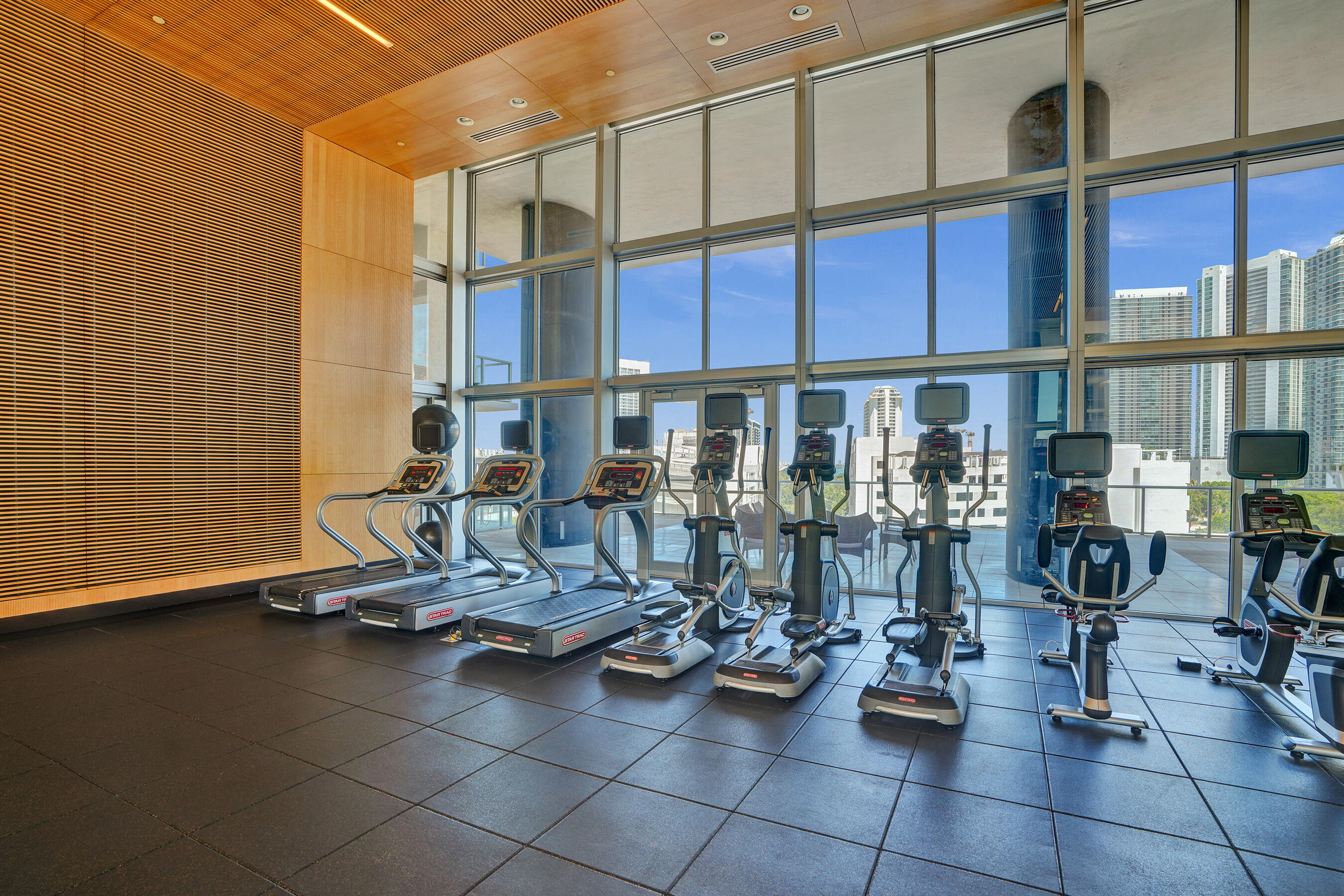 3470 E Coast #H2704, Miami FL 33137