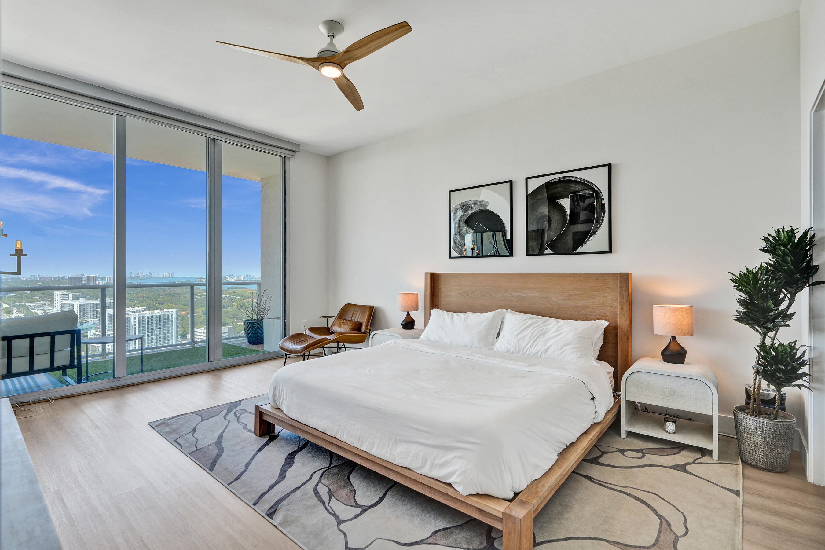 3470 E Coast #H2704, Miami FL 33137
