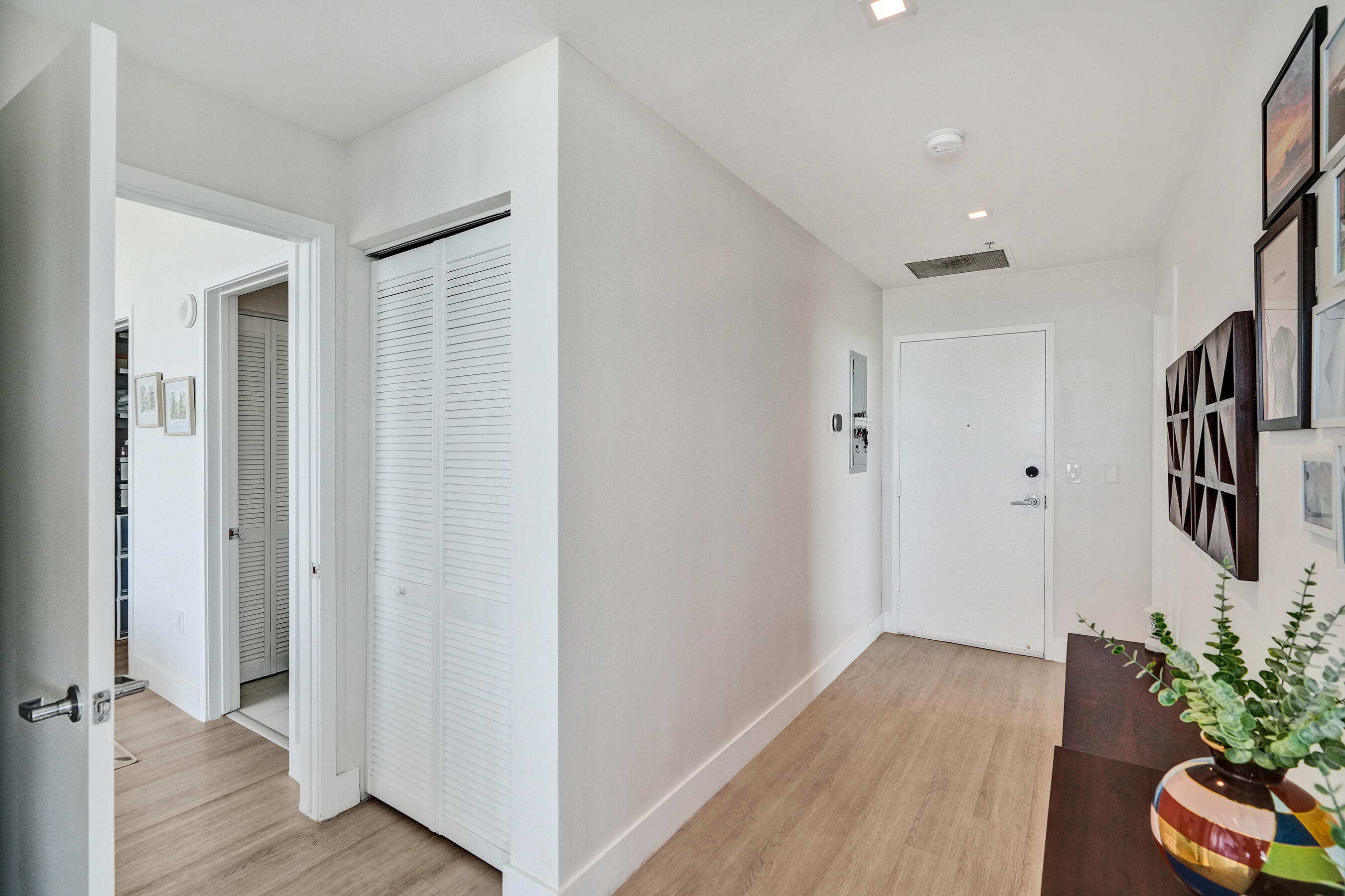 3470 E Coast #H2704, Miami FL 33137