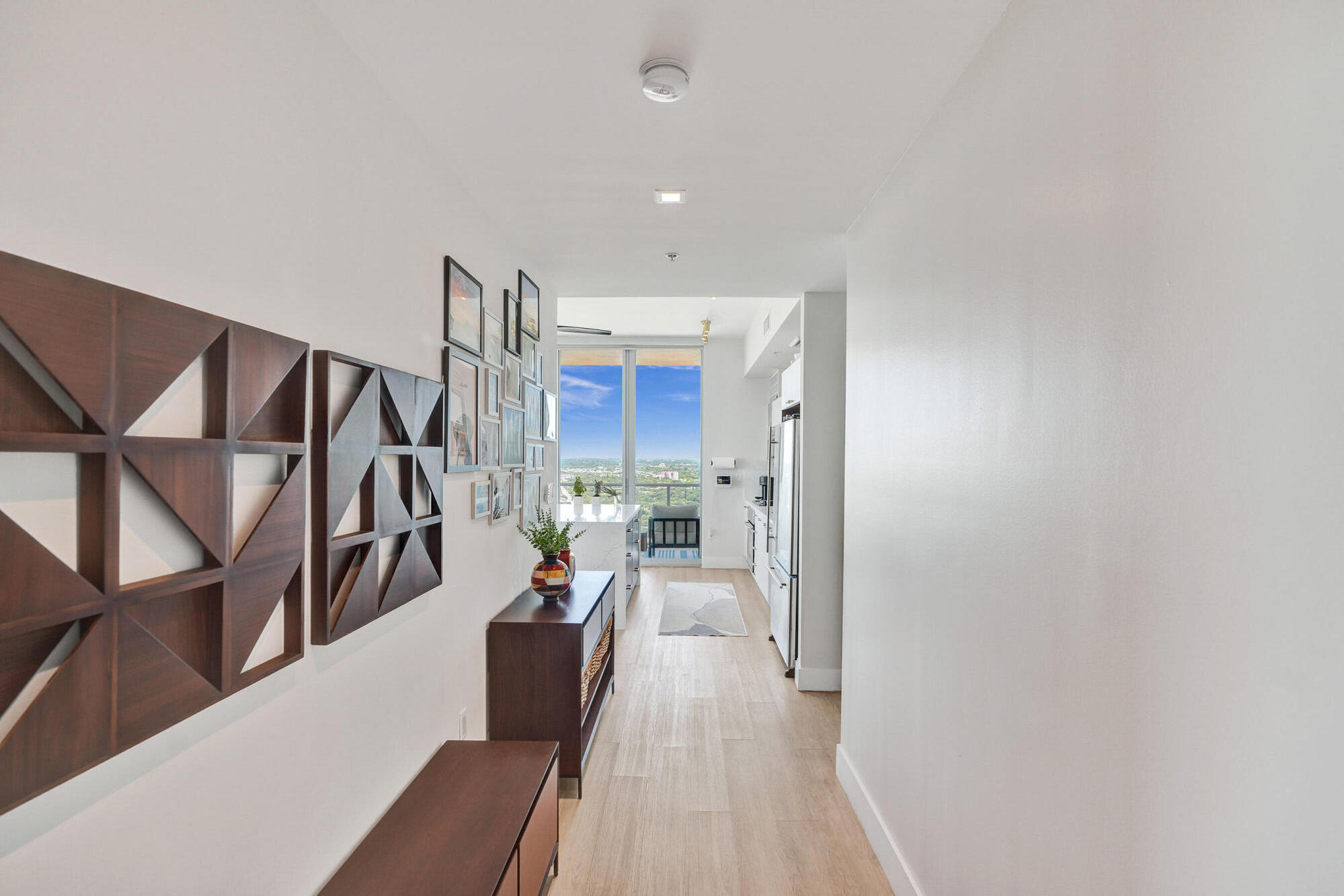 3470 E Coast #H2704, Miami FL 33137