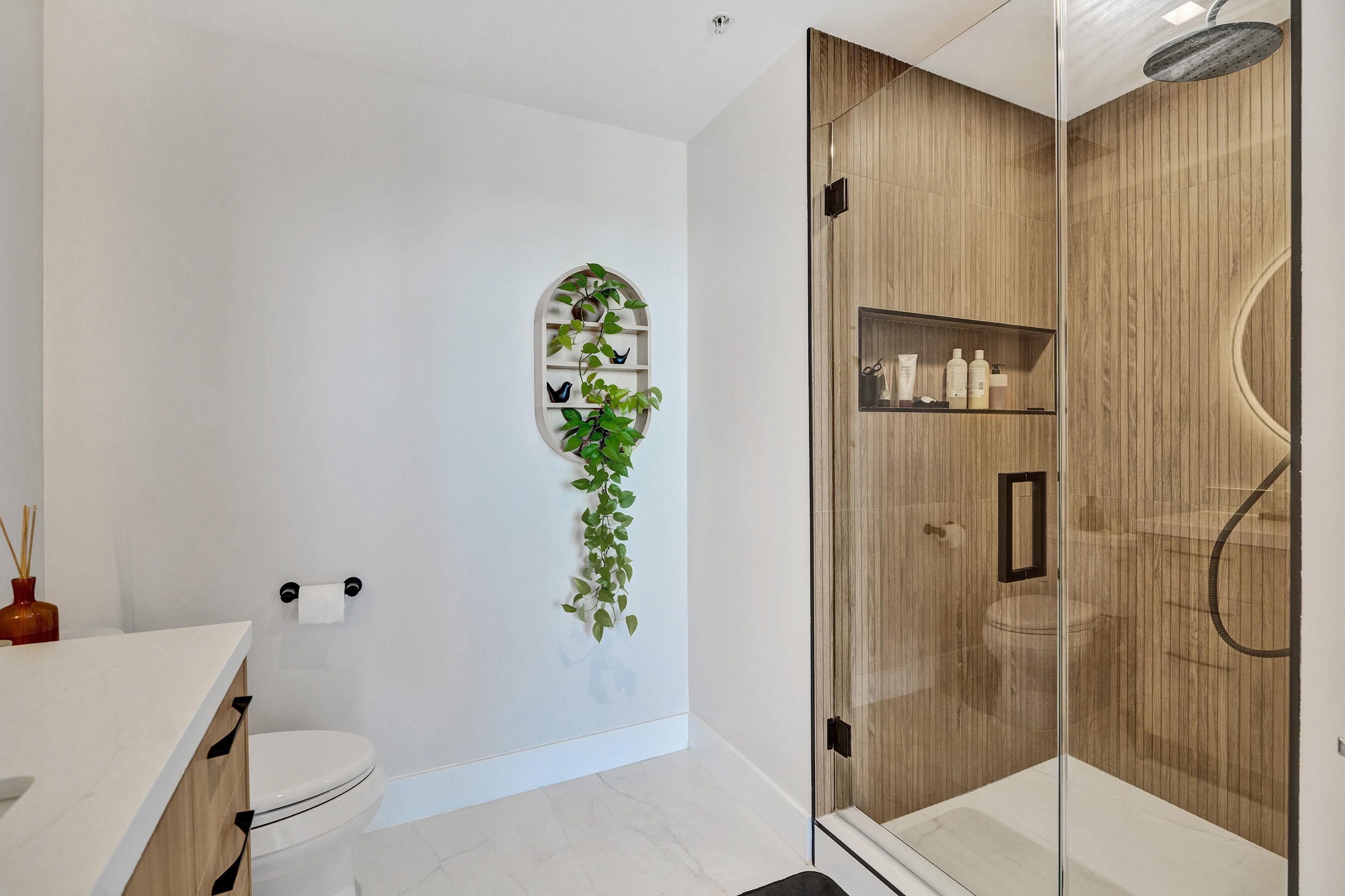 3470 E Coast #H2704, Miami FL 33137