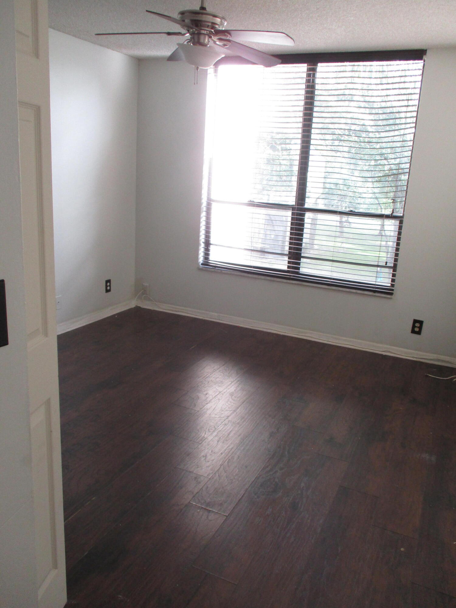 6751 N University #320, Tamarac FL 33321