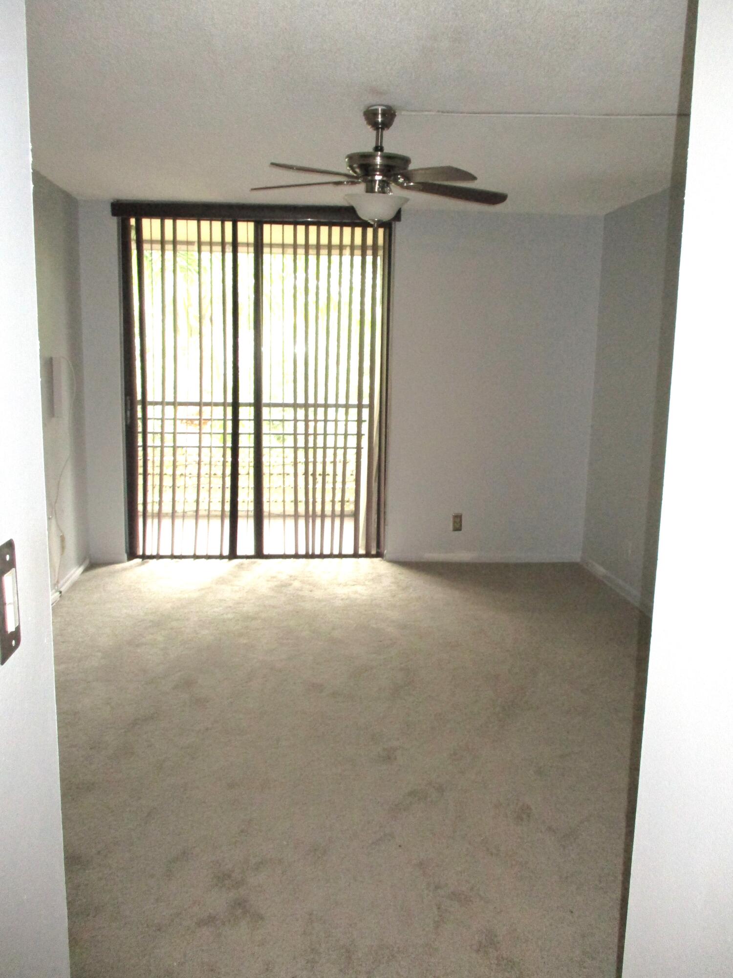 6751 N University #320, Tamarac FL 33321
