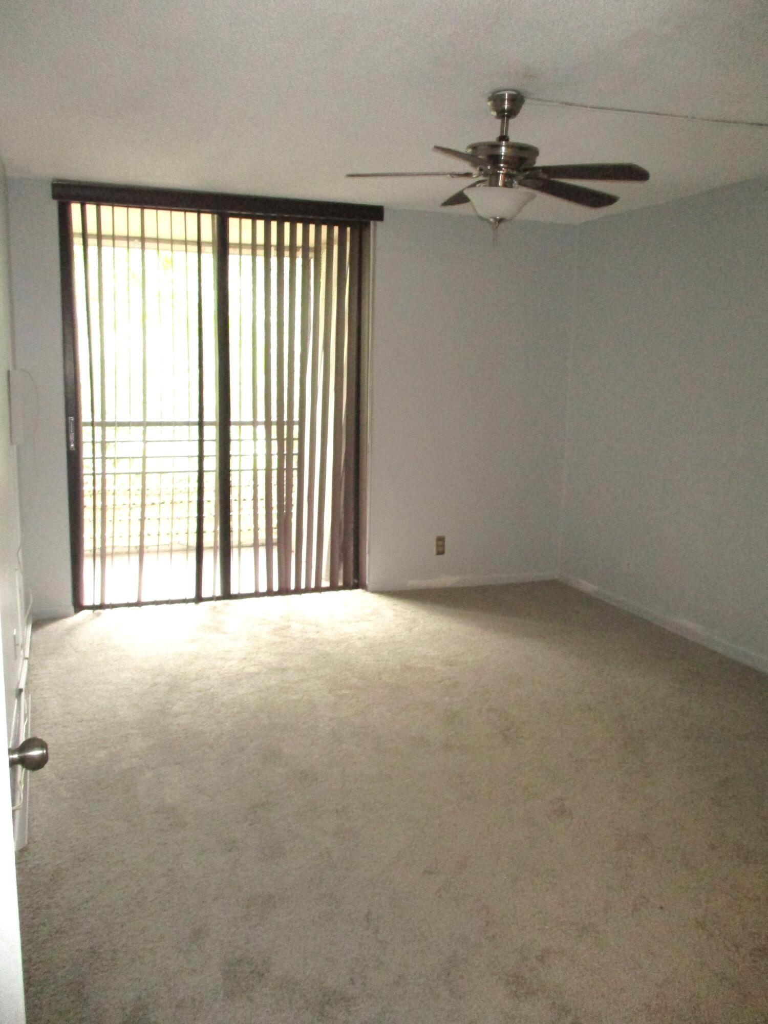6751 N University #320, Tamarac FL 33321