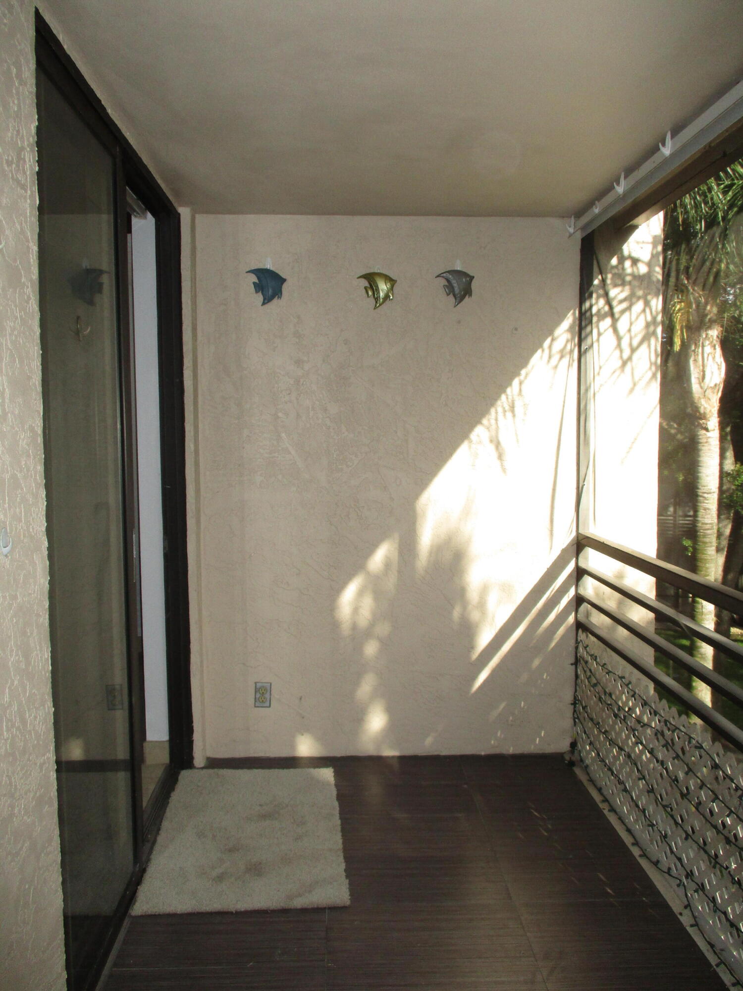 6751 N University #320, Tamarac FL 33321