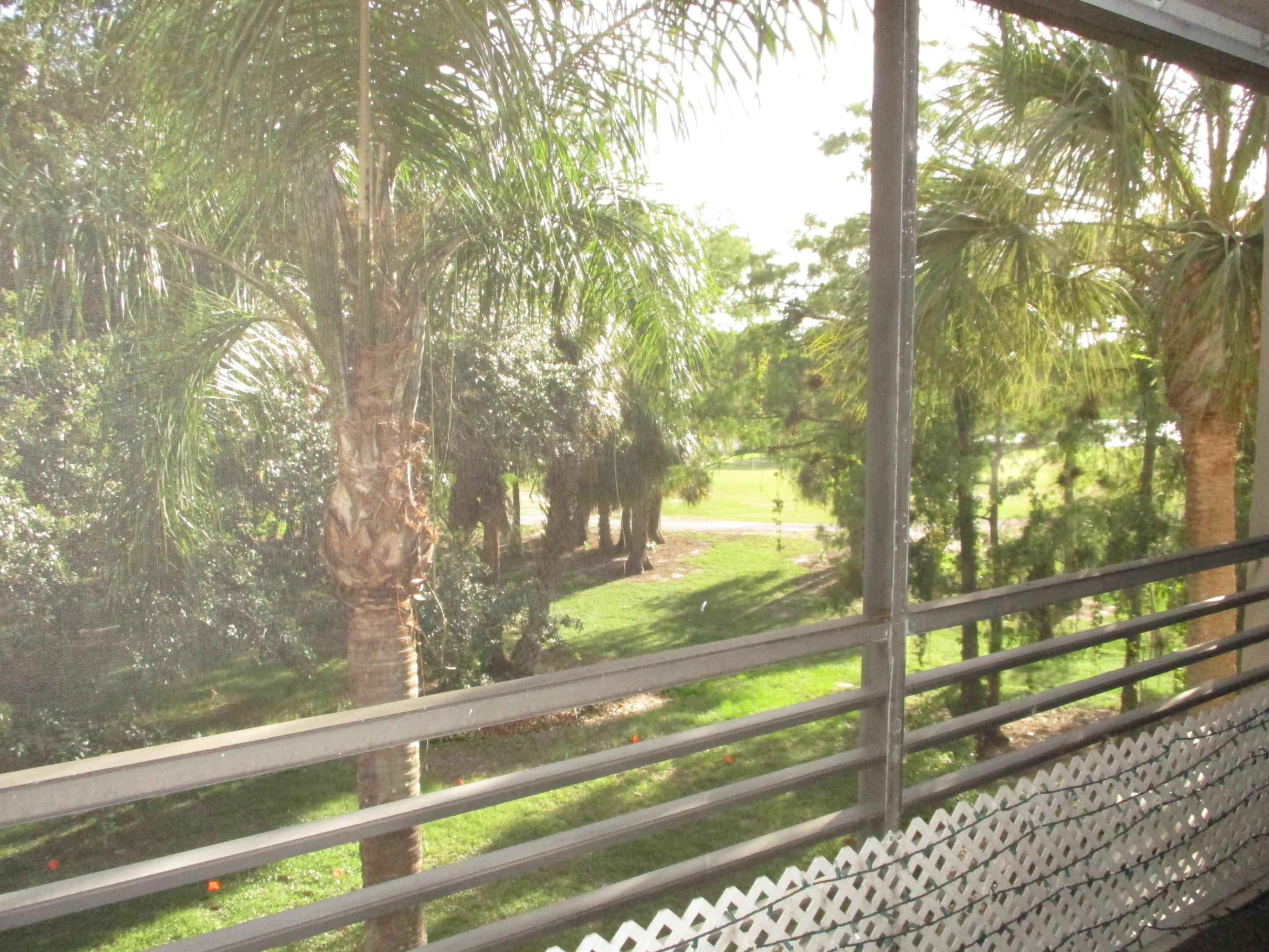 6751 N University #320, Tamarac FL 33321