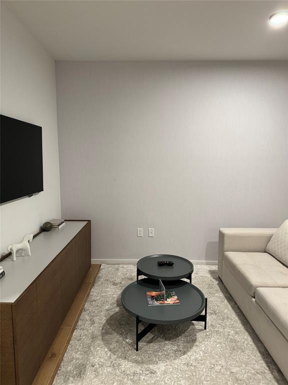 398 NE 5th #4015, Miami FL 33132