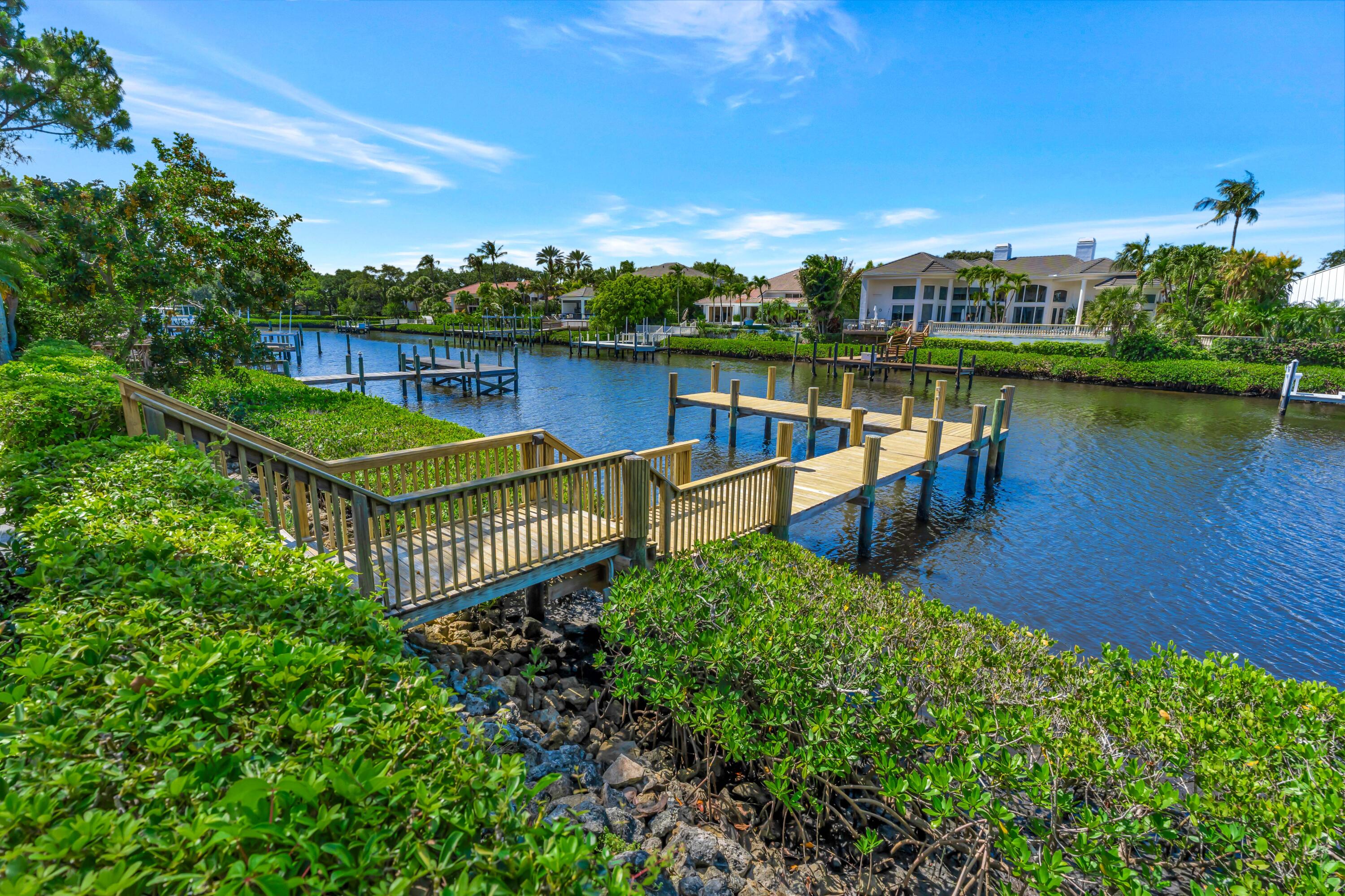 416 Mariner, Jupiter FL 33477