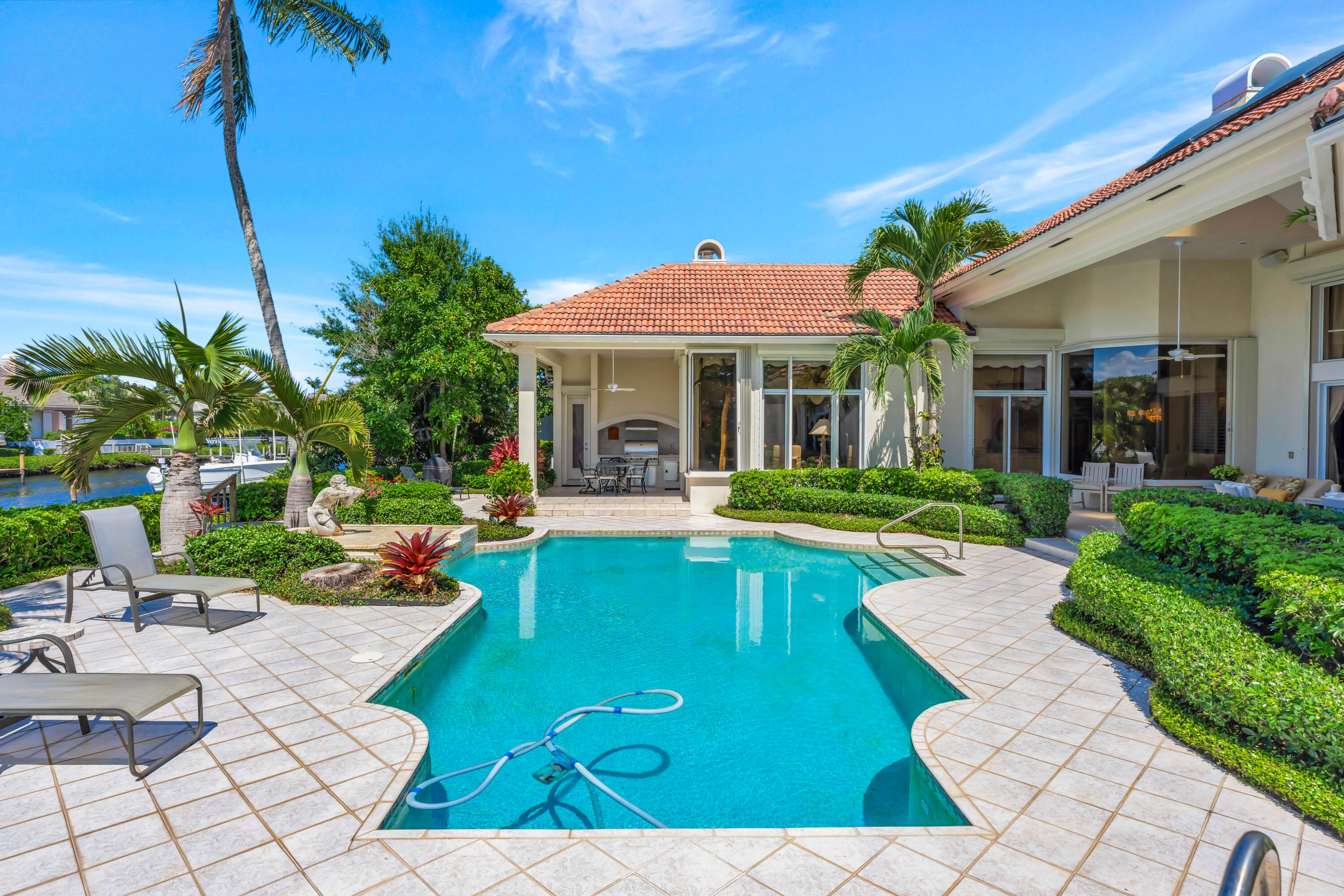 416 Mariner, Jupiter FL 33477