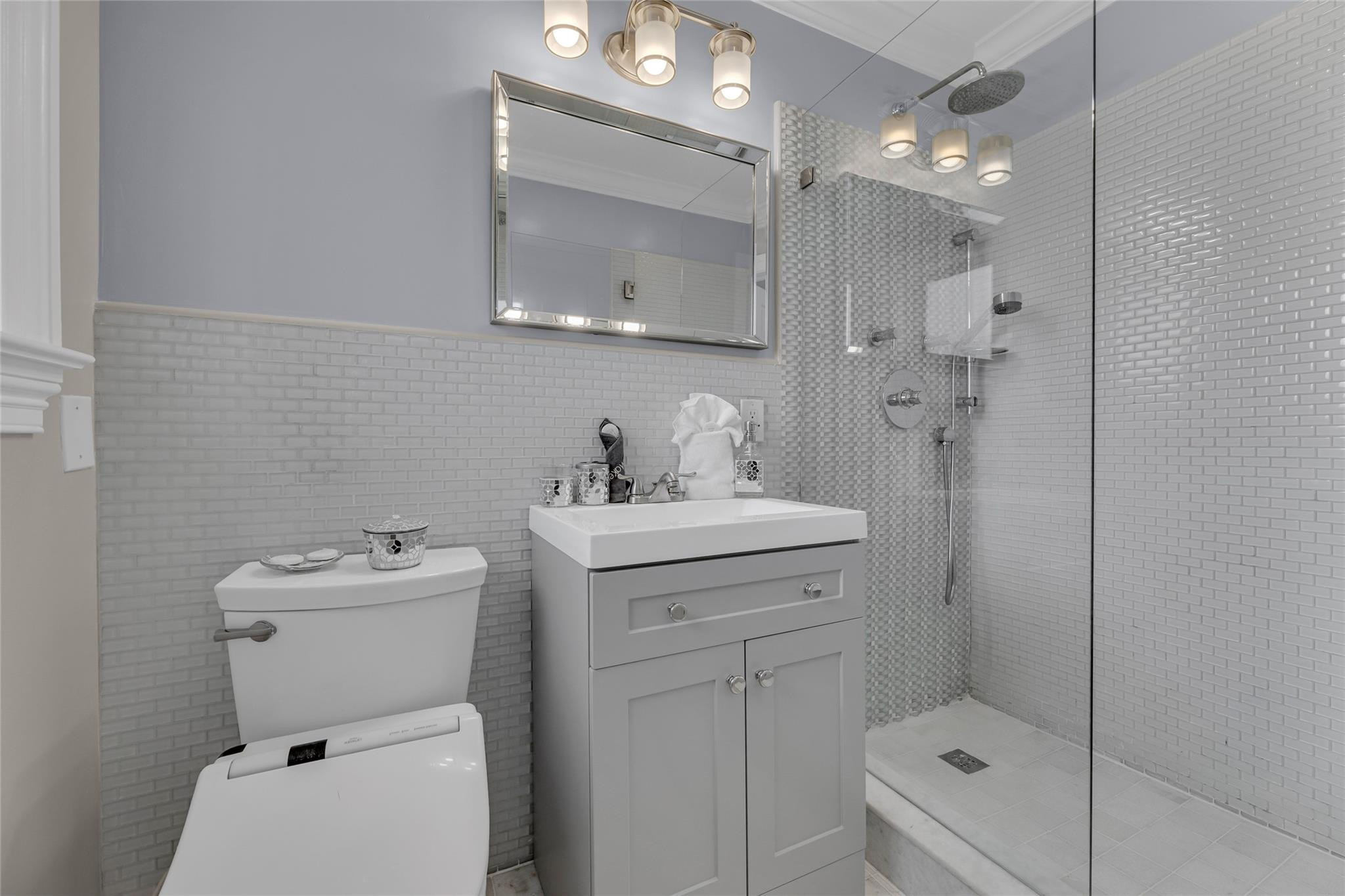 272 Imperial, Lauderdale By The Sea FL 33308