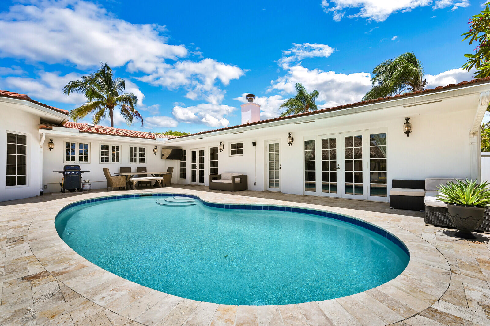 904 SE 12th, Deerfield Beach FL 33441