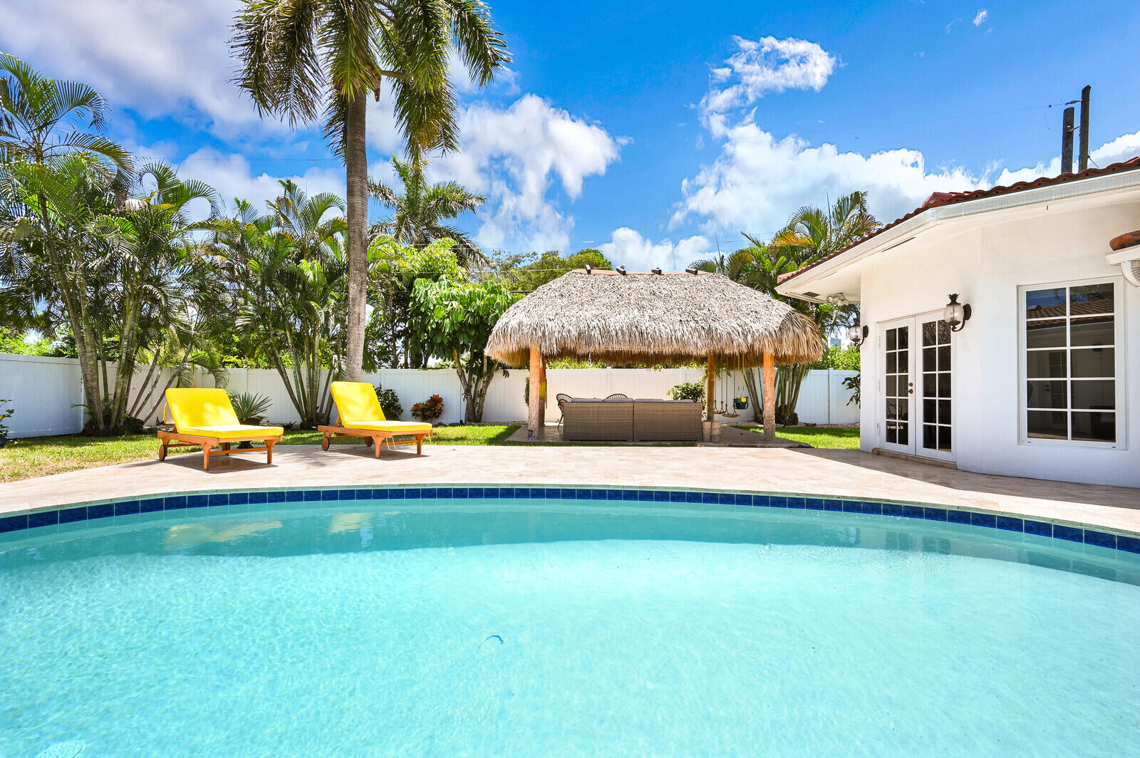 904 SE 12th, Deerfield Beach FL 33441