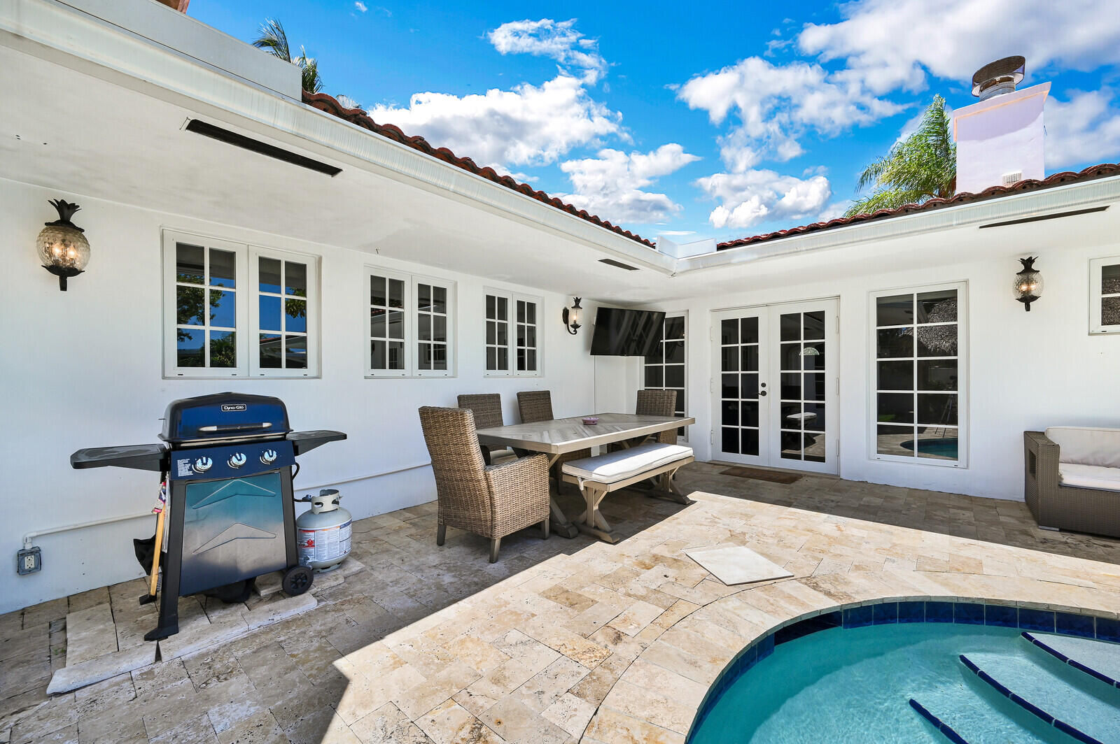 904 SE 12th, Deerfield Beach FL 33441