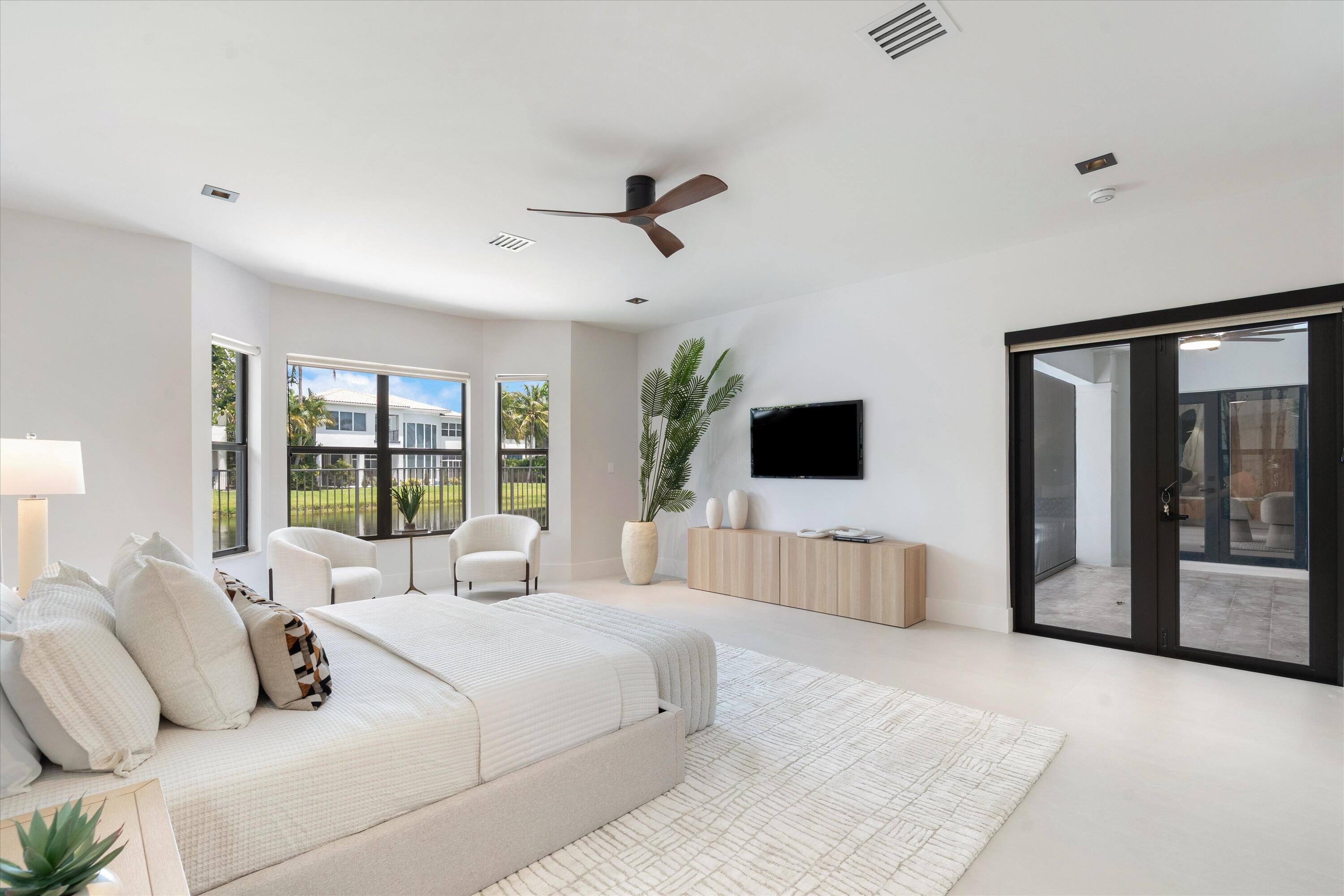 17585 Middlebrook, Boca Raton FL 33496