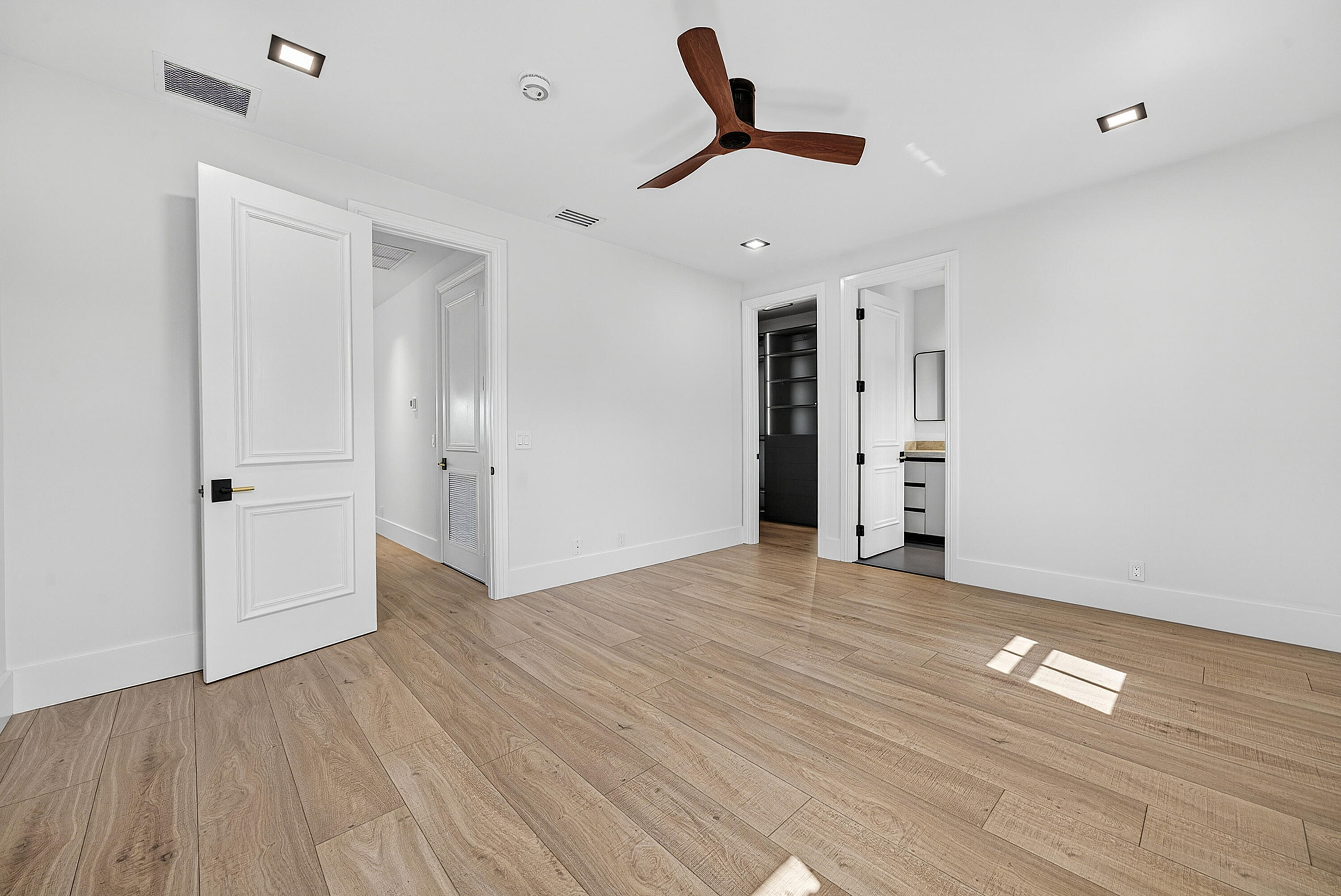 17585 Middlebrook, Boca Raton FL 33496
