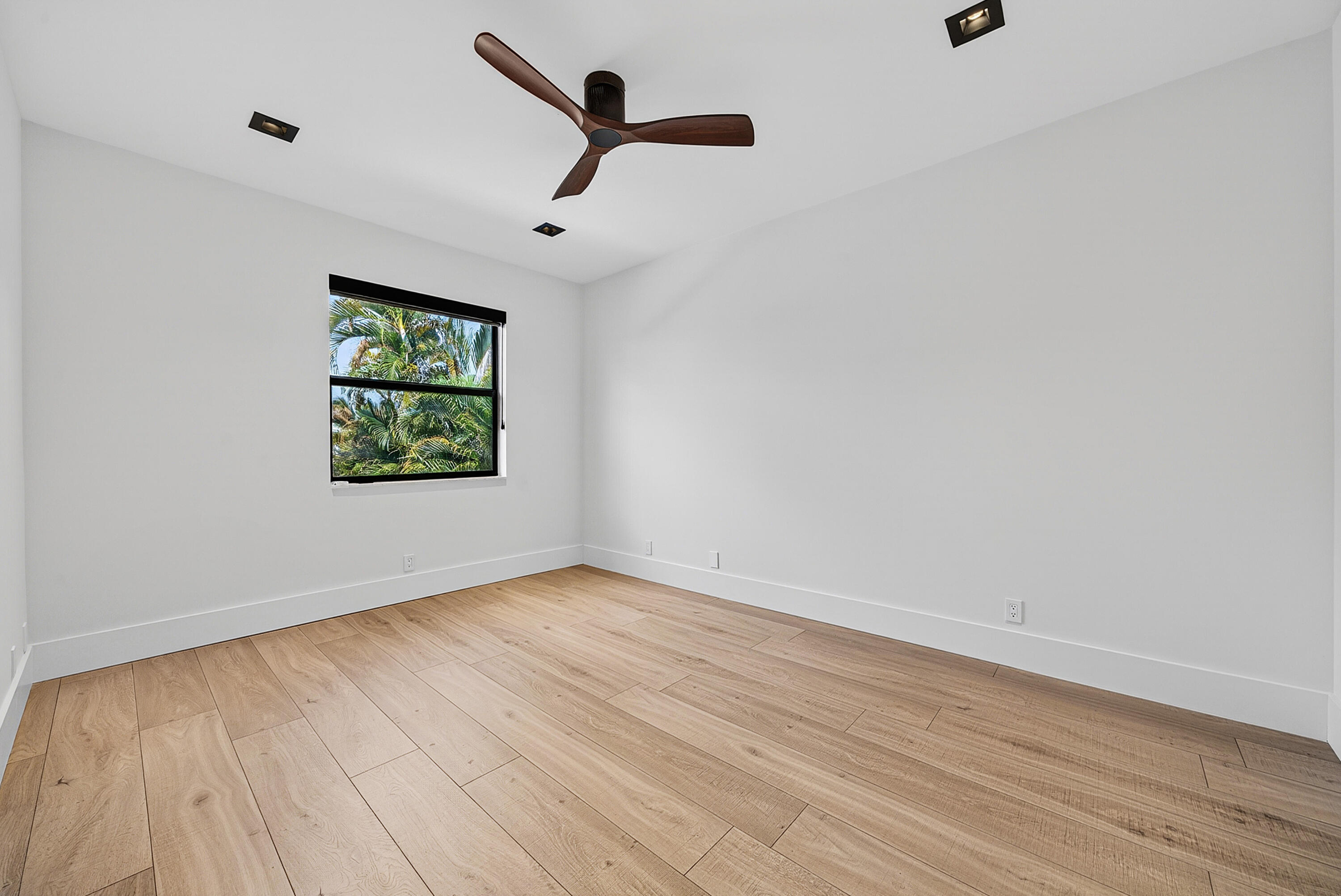 17585 Middlebrook, Boca Raton FL 33496