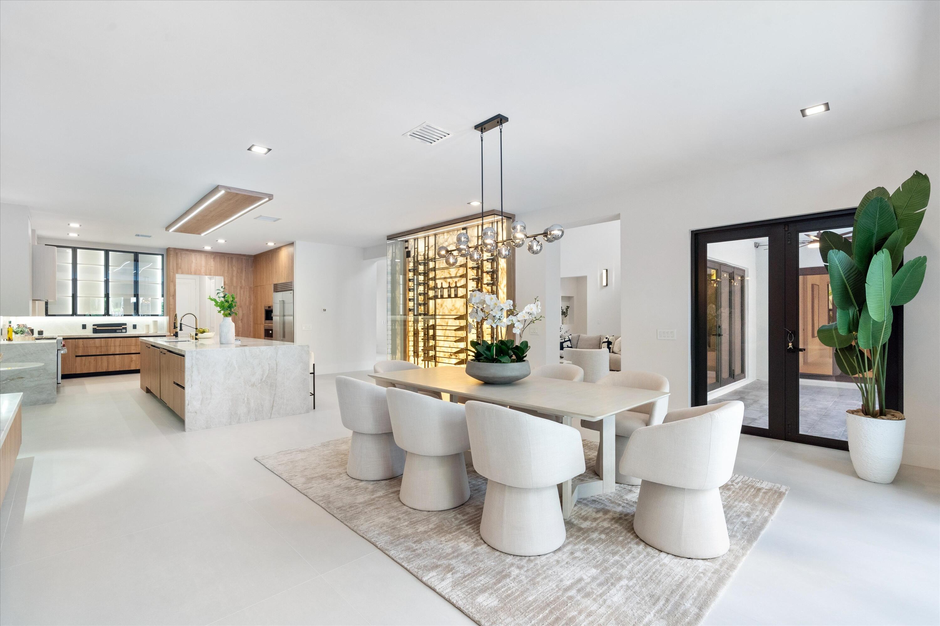 17585 Middlebrook, Boca Raton FL 33496