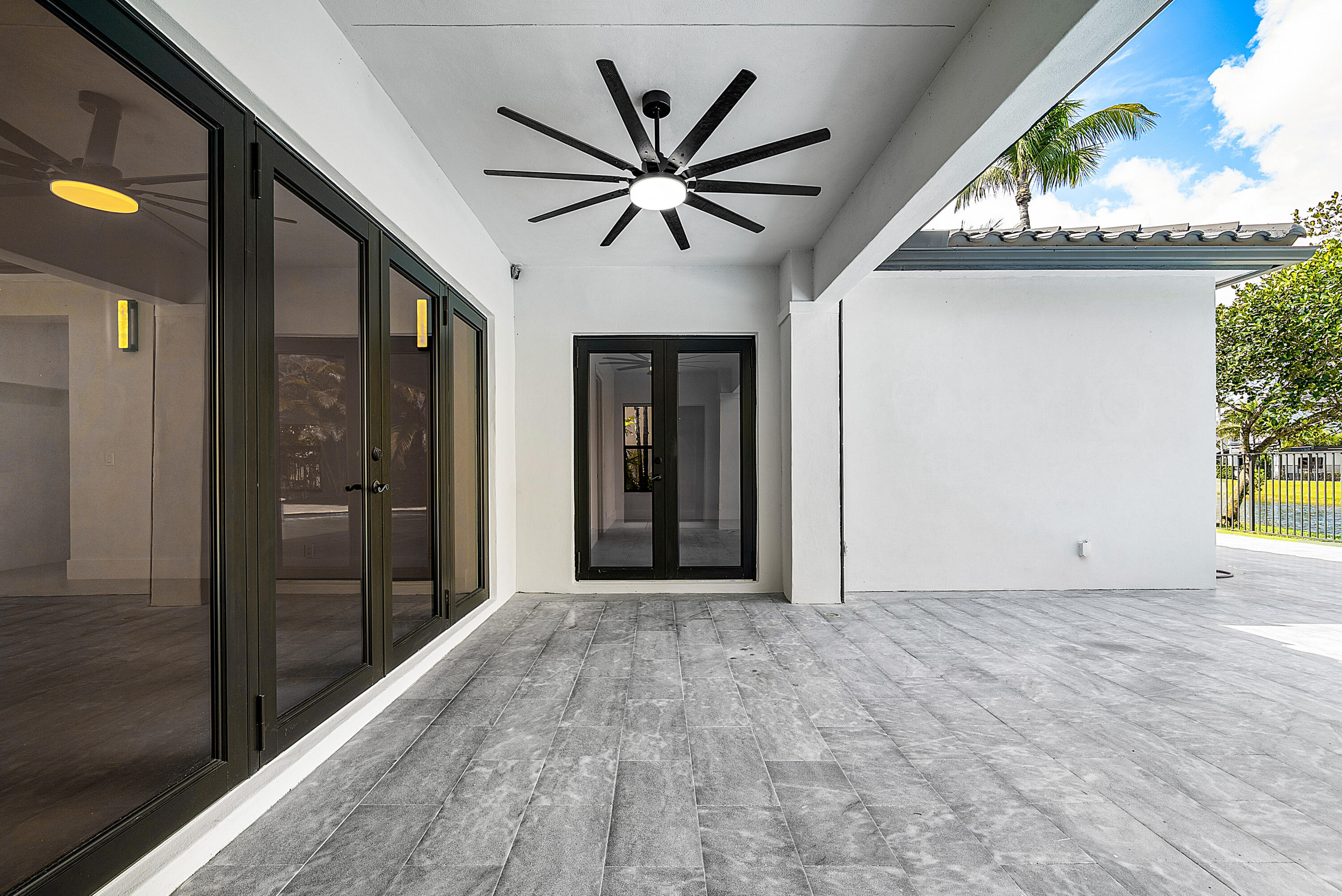17585 Middlebrook, Boca Raton FL 33496