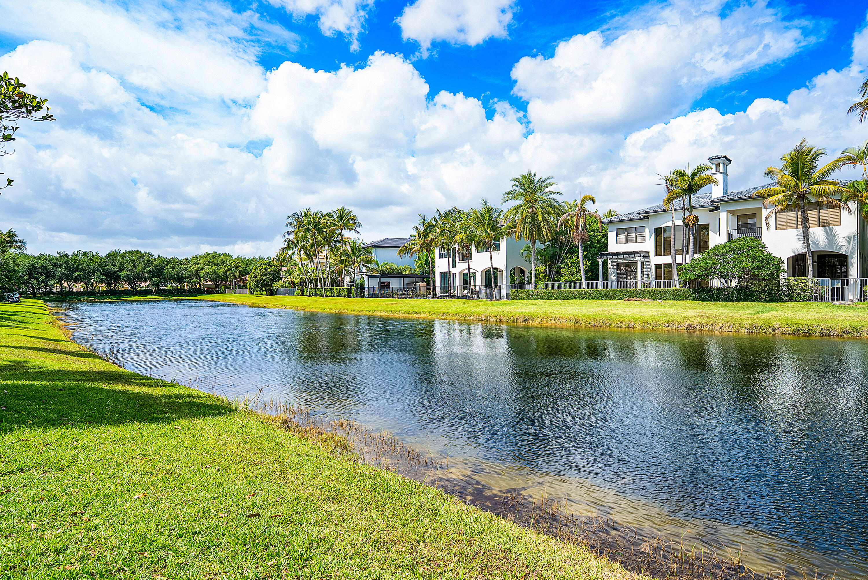 17585 Middlebrook, Boca Raton FL 33496