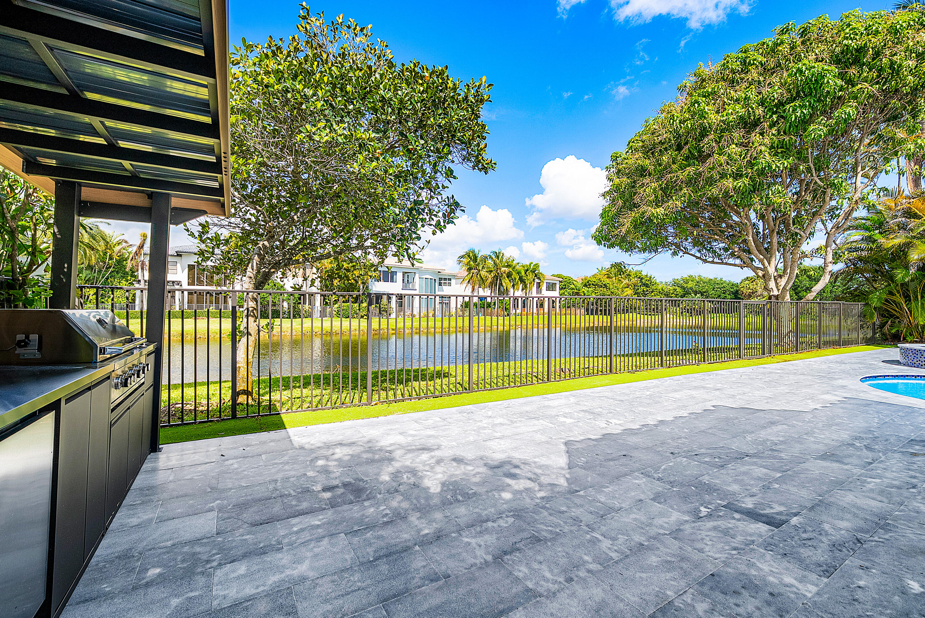 17585 Middlebrook, Boca Raton FL 33496