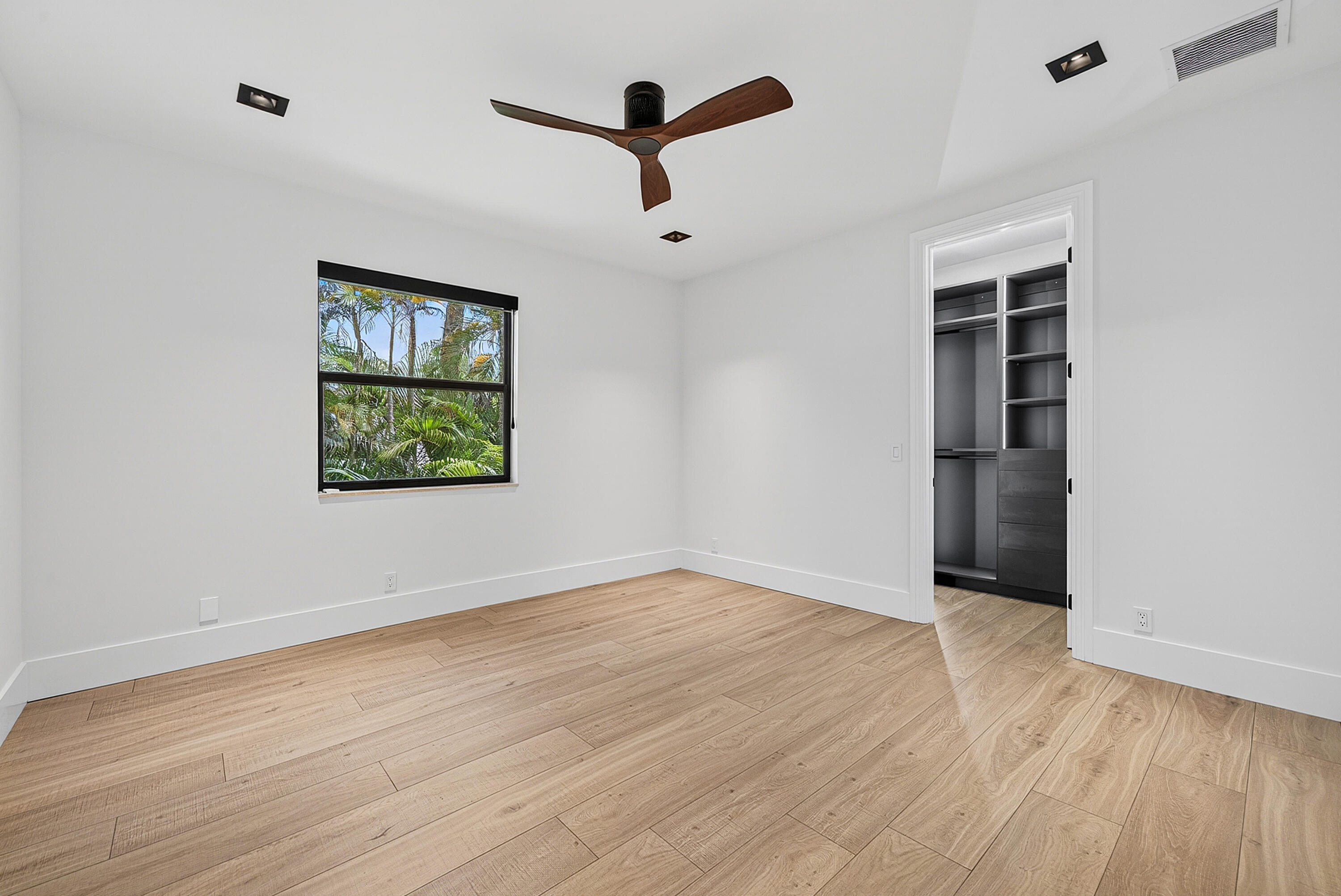 17585 Middlebrook, Boca Raton FL 33496