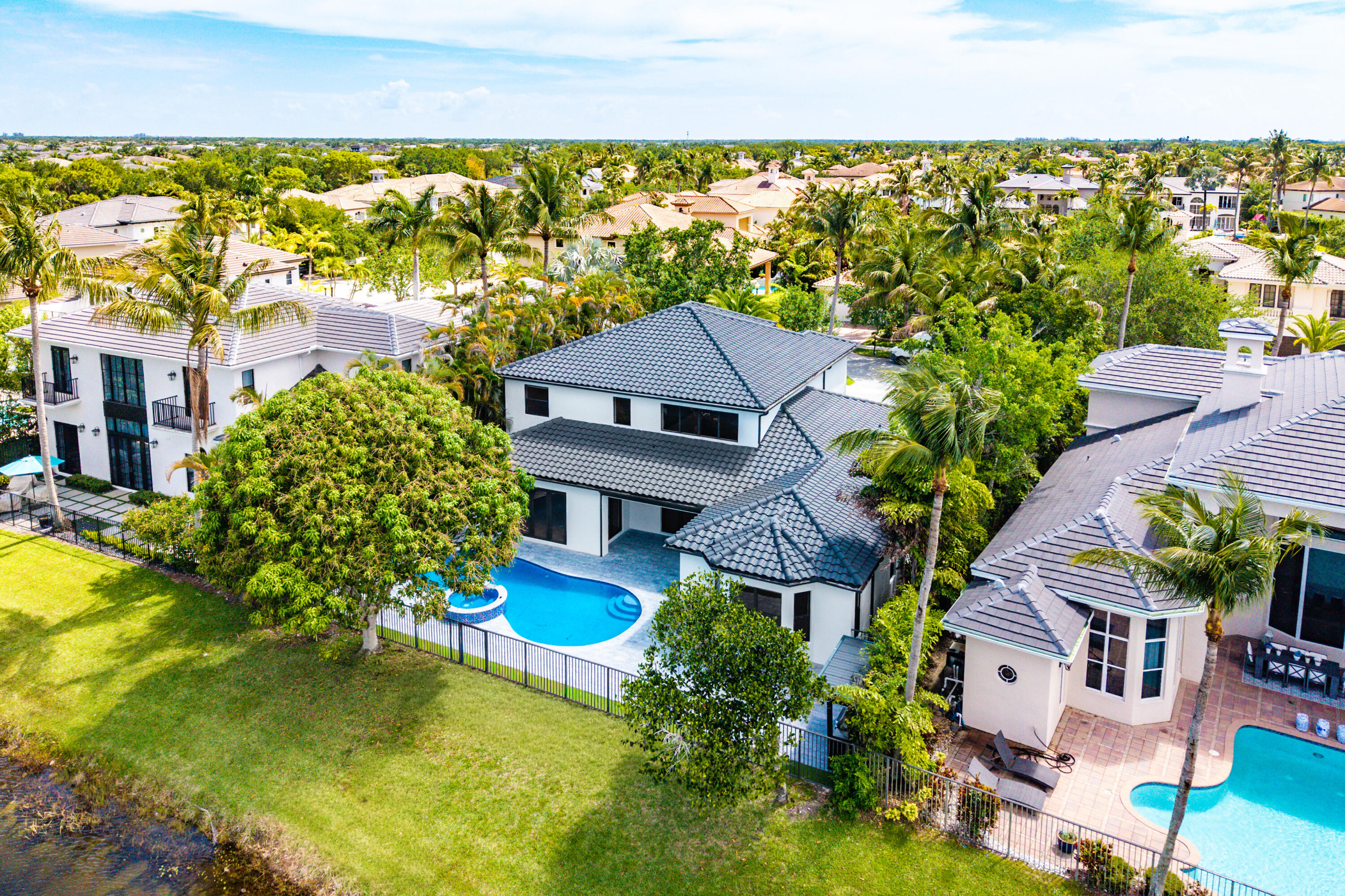 17585 Middlebrook, Boca Raton FL 33496