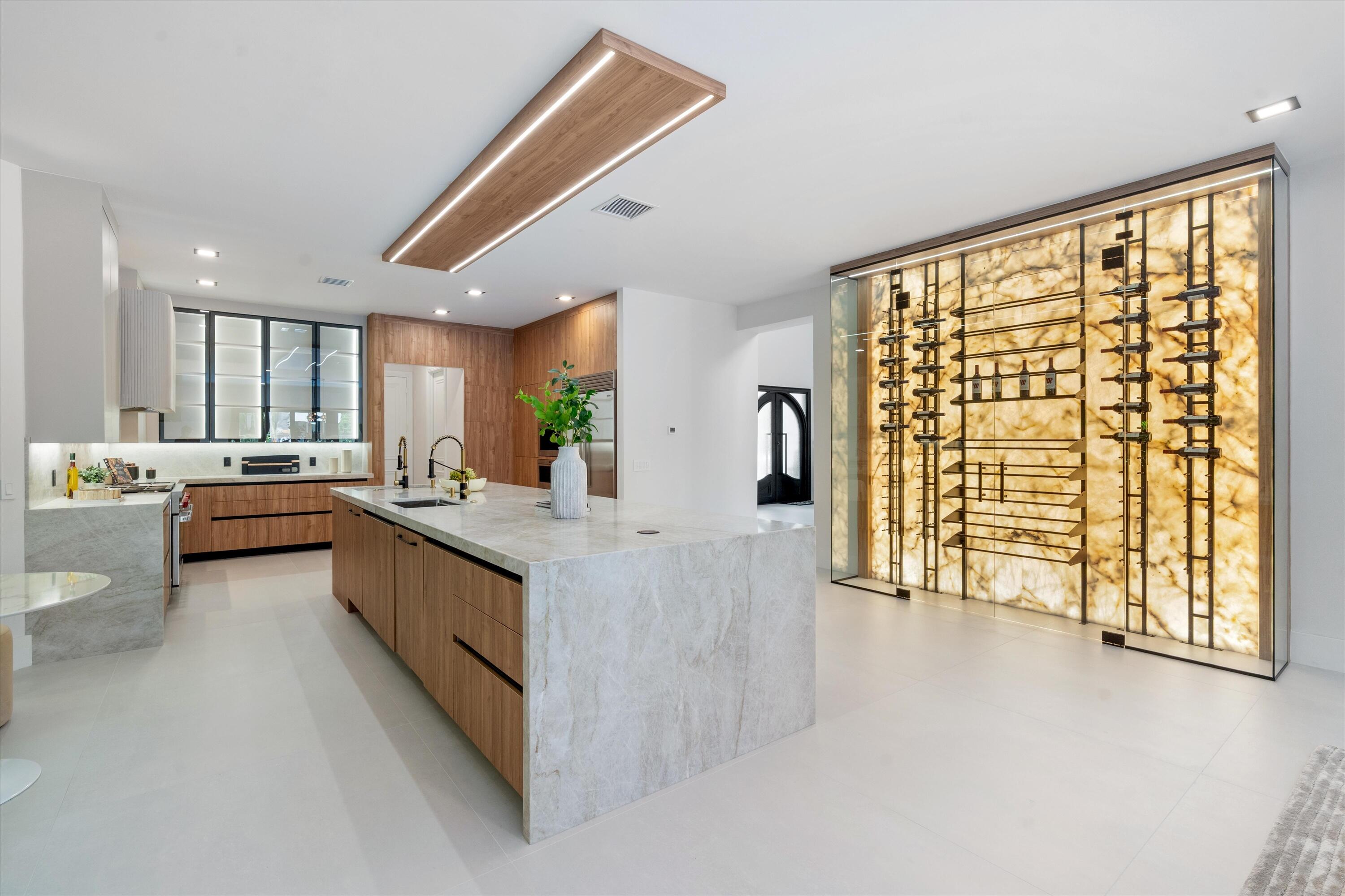 17585 Middlebrook, Boca Raton FL 33496