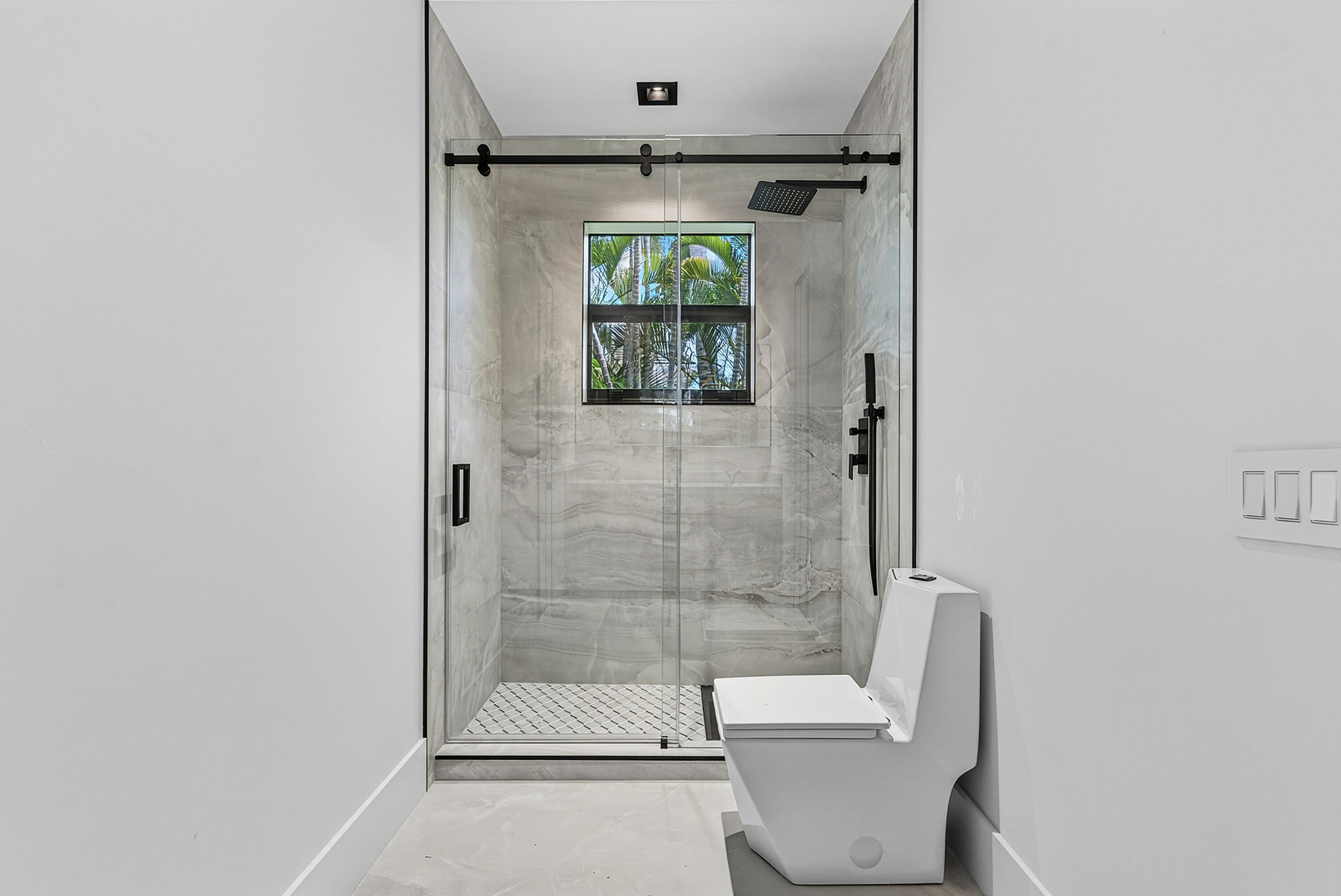17585 Middlebrook, Boca Raton FL 33496