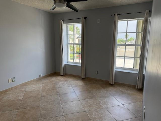 5861 N Plum Bay, Tamarac FL 33321