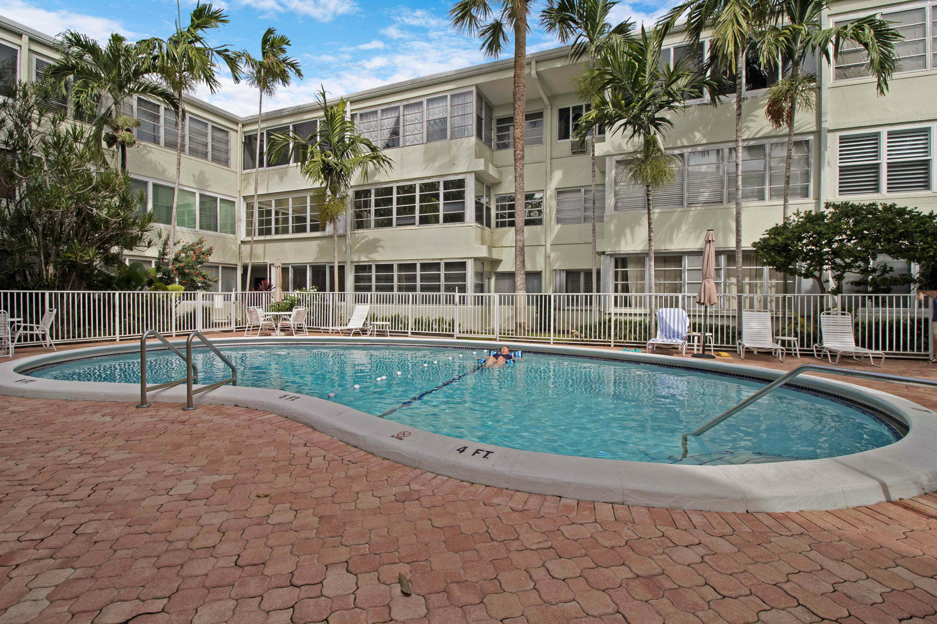 1000 SE 4th #209-210, Fort Lauderdale FL 33301