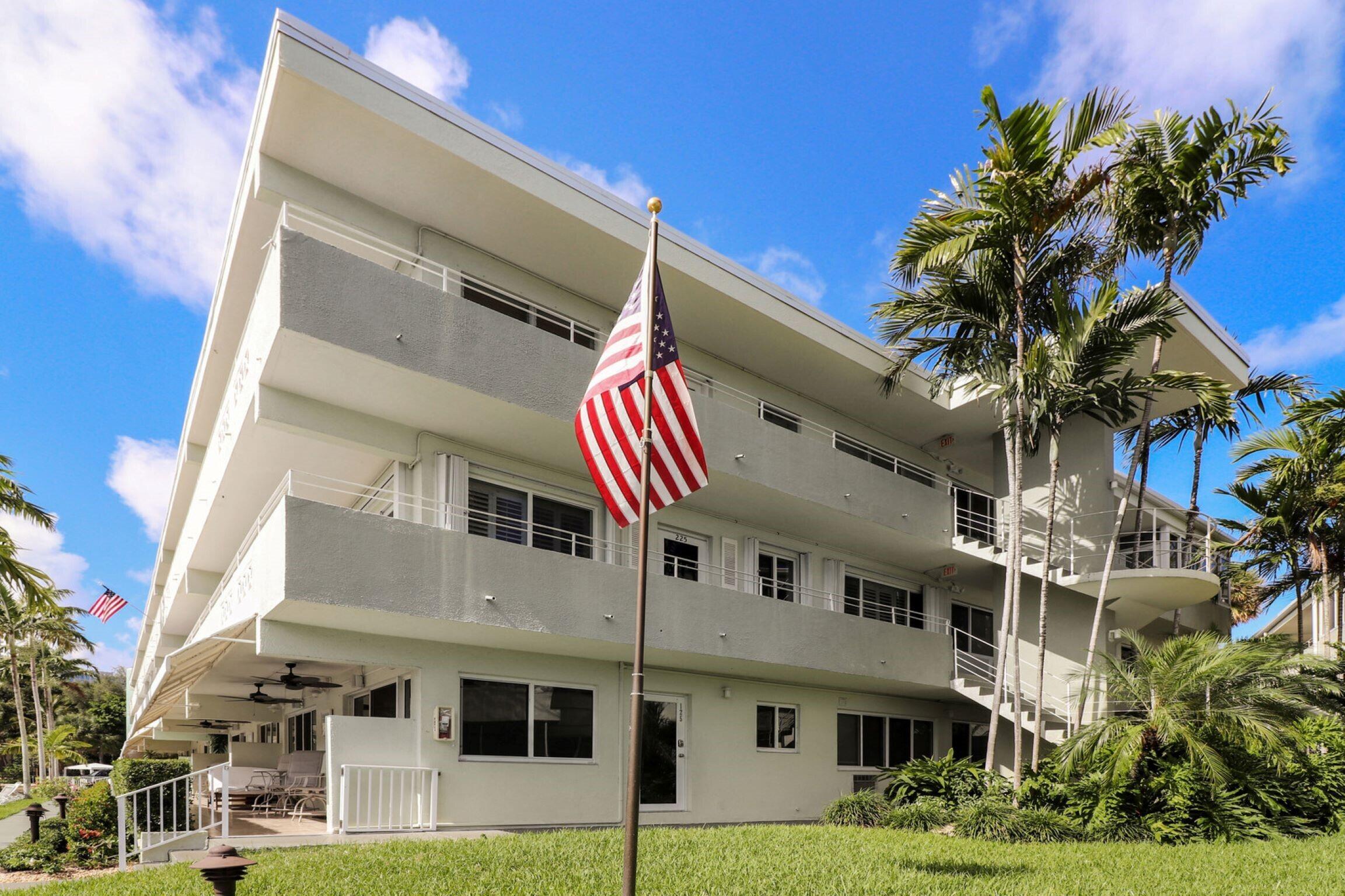 1000 SE 4th #209-210, Fort Lauderdale FL 33301
