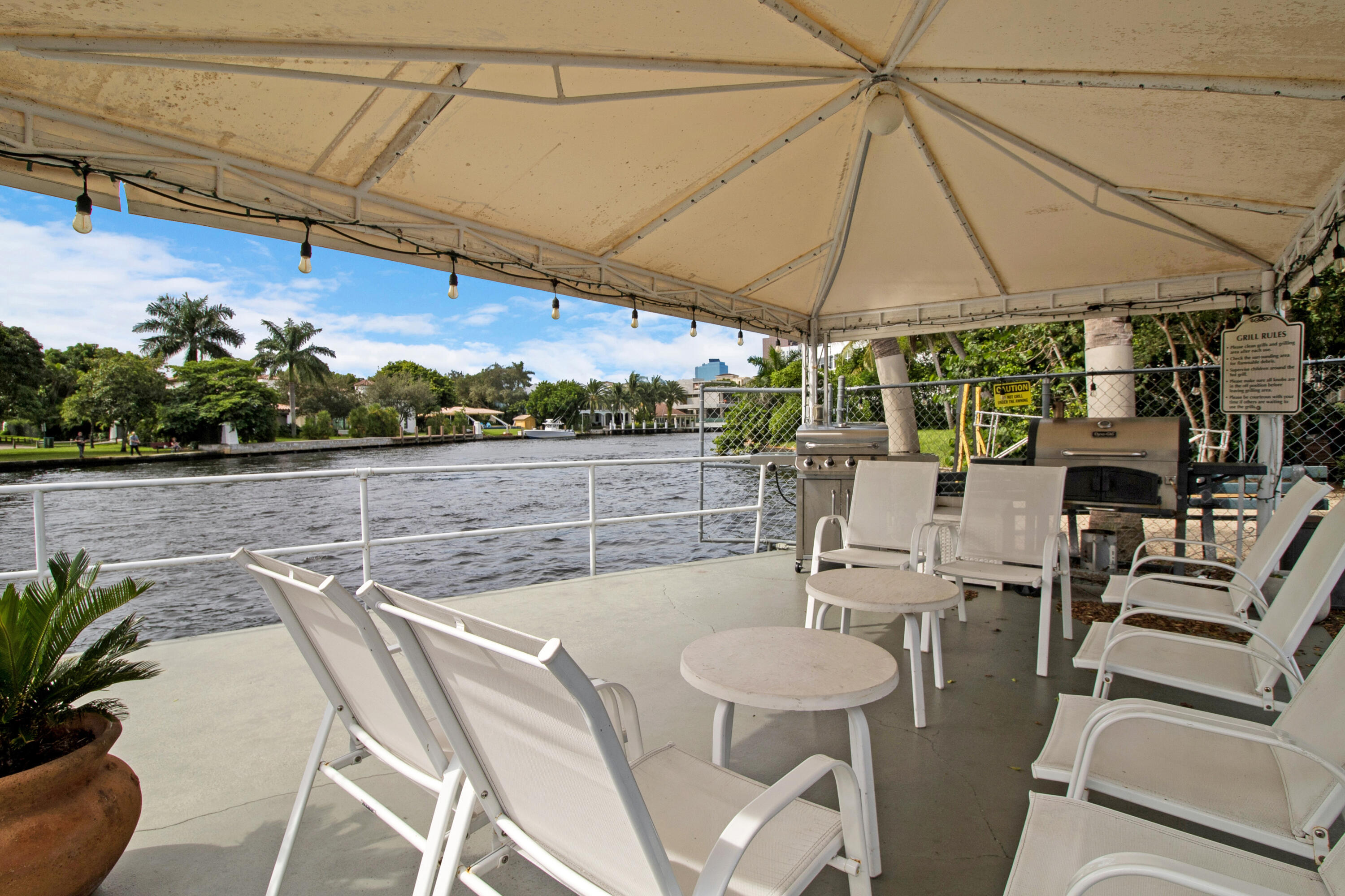 1000 SE 4th #209-210, Fort Lauderdale FL 33301