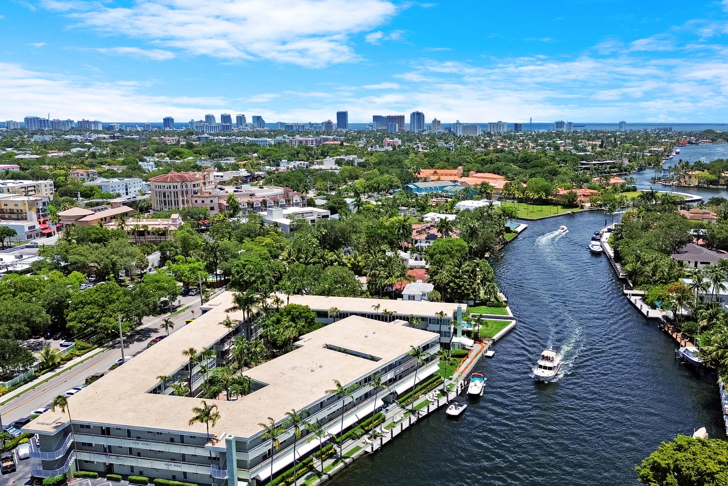 1000 SE 4th #209-210, Fort Lauderdale FL 33301