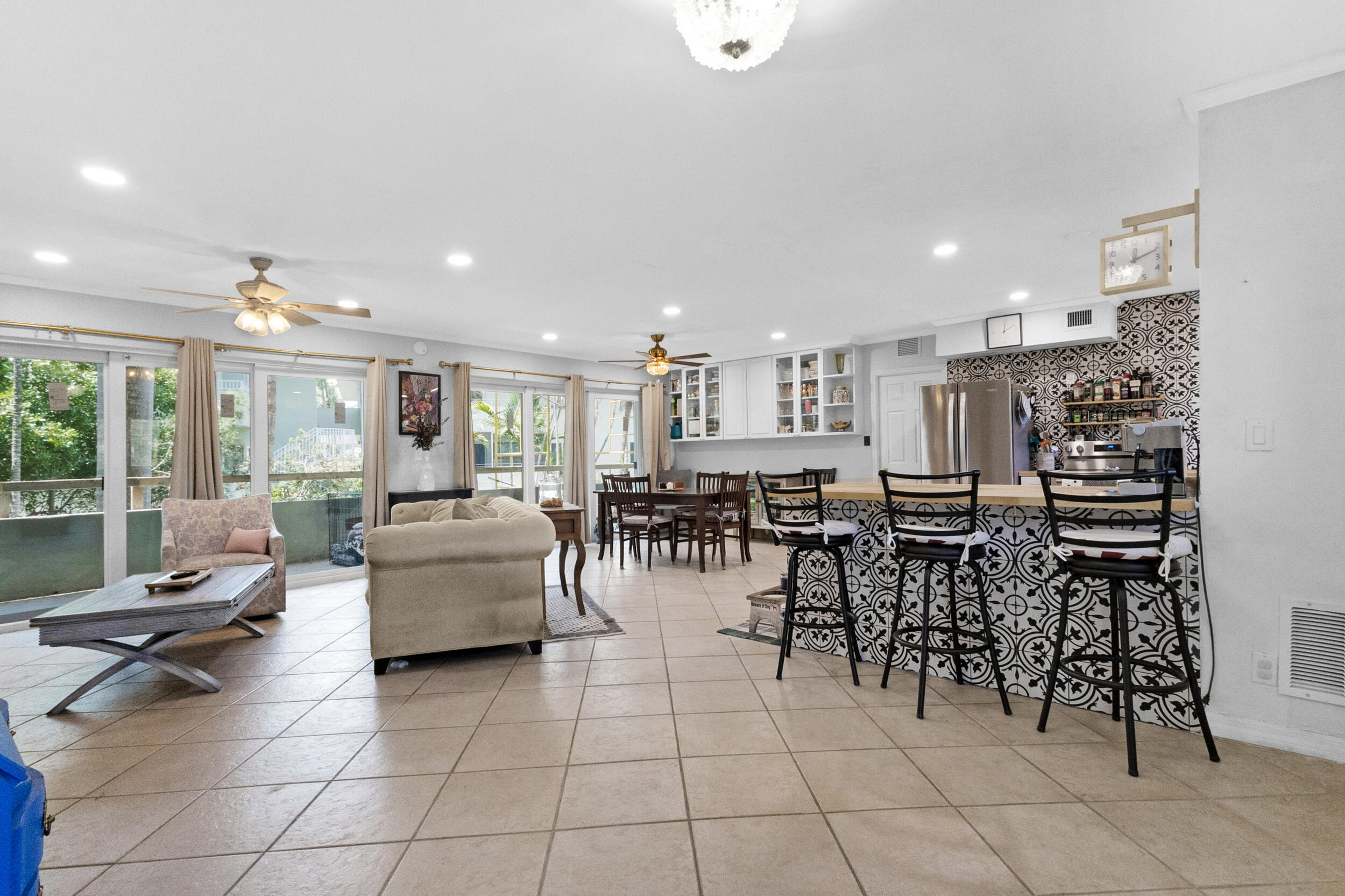 1000 SE 4th #209-210, Fort Lauderdale FL 33301