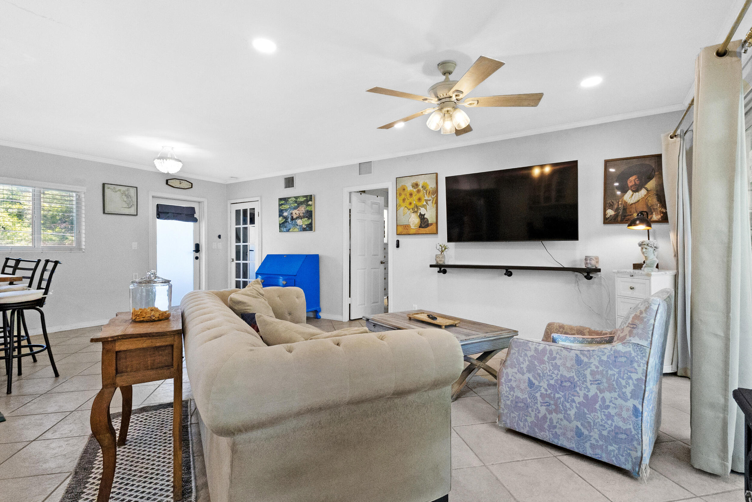 1000 SE 4th #209-210, Fort Lauderdale FL 33301