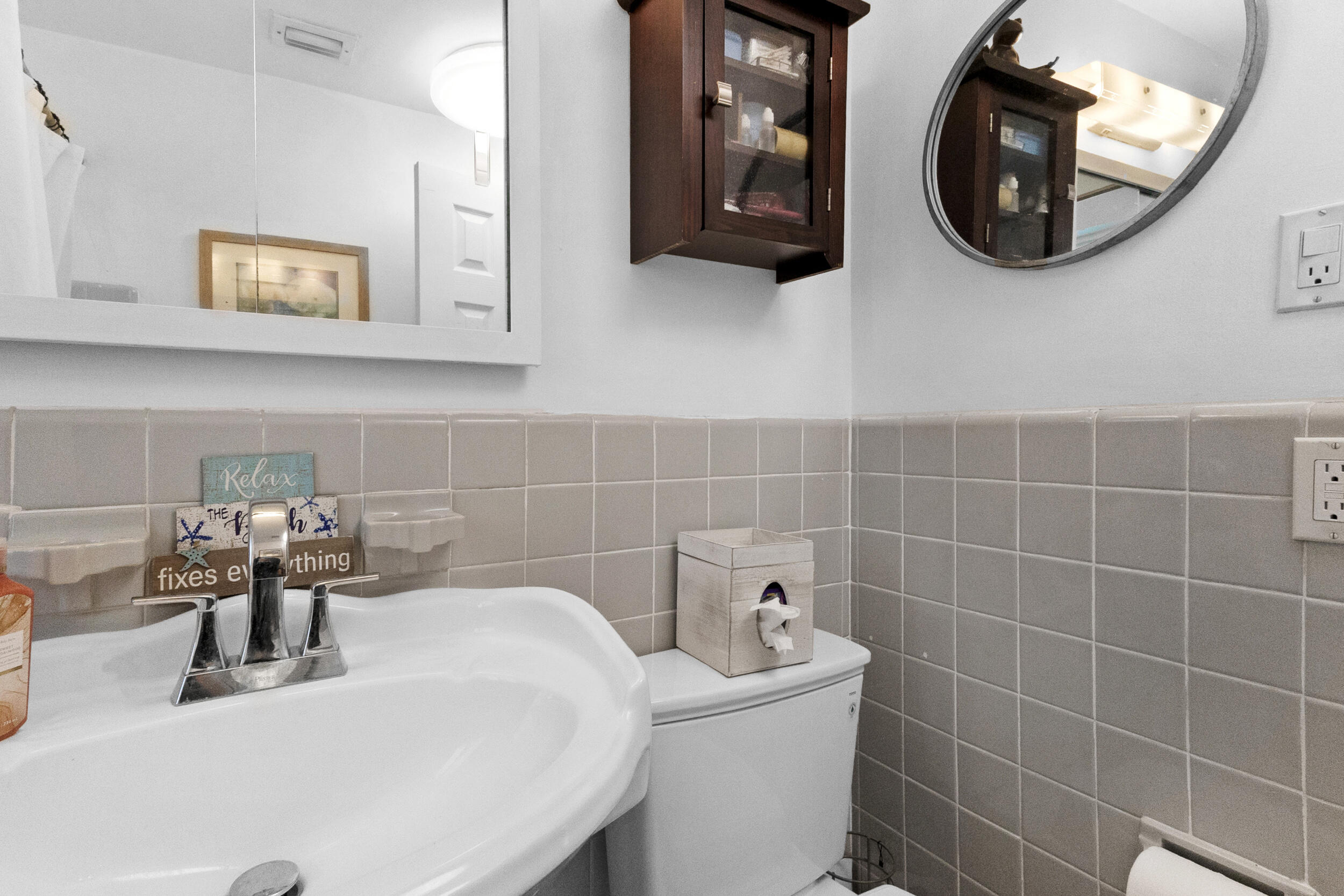 1000 SE 4th #209-210, Fort Lauderdale FL 33301