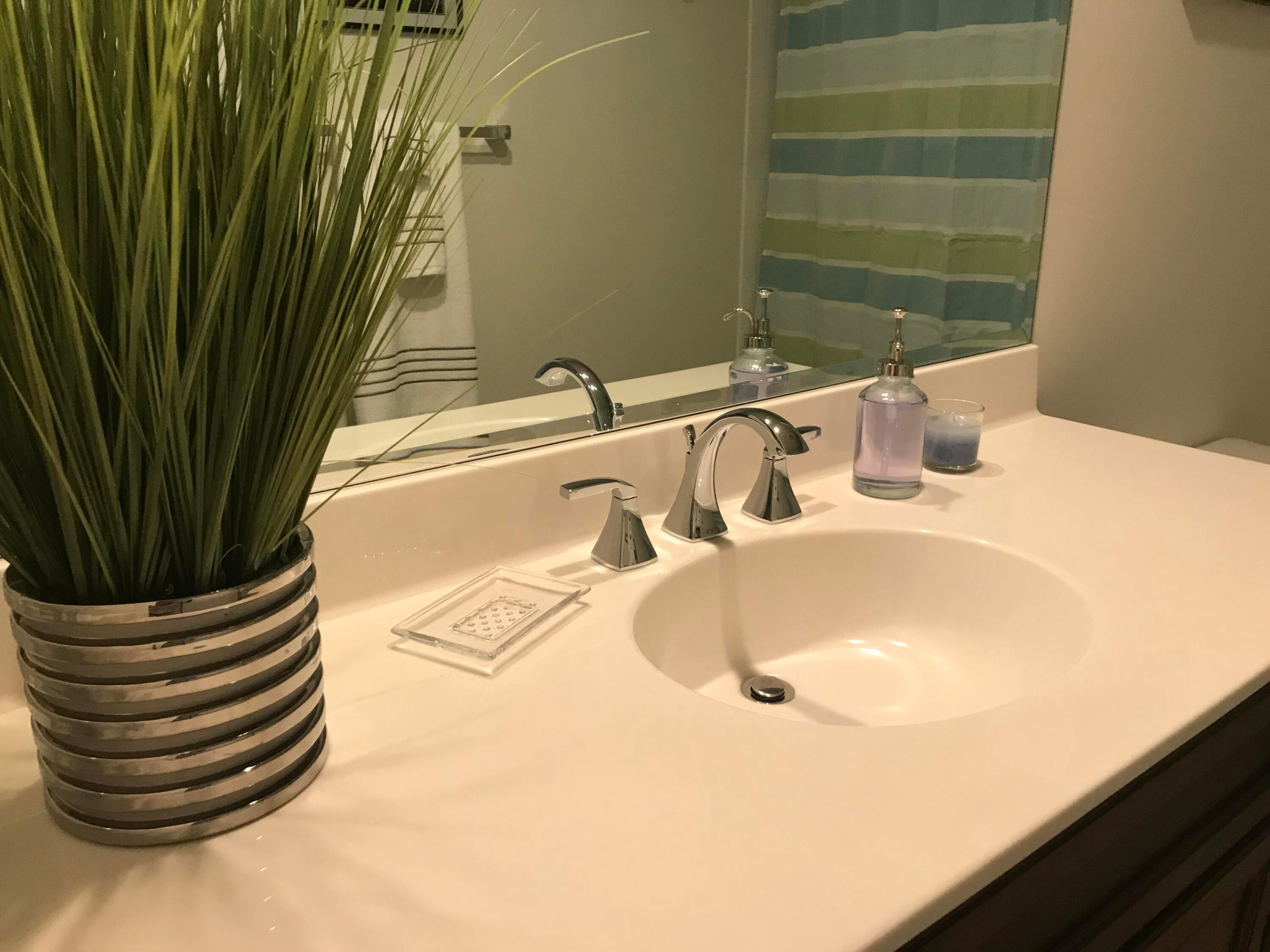 431 Bay Colony, Juno Beach FL 33408