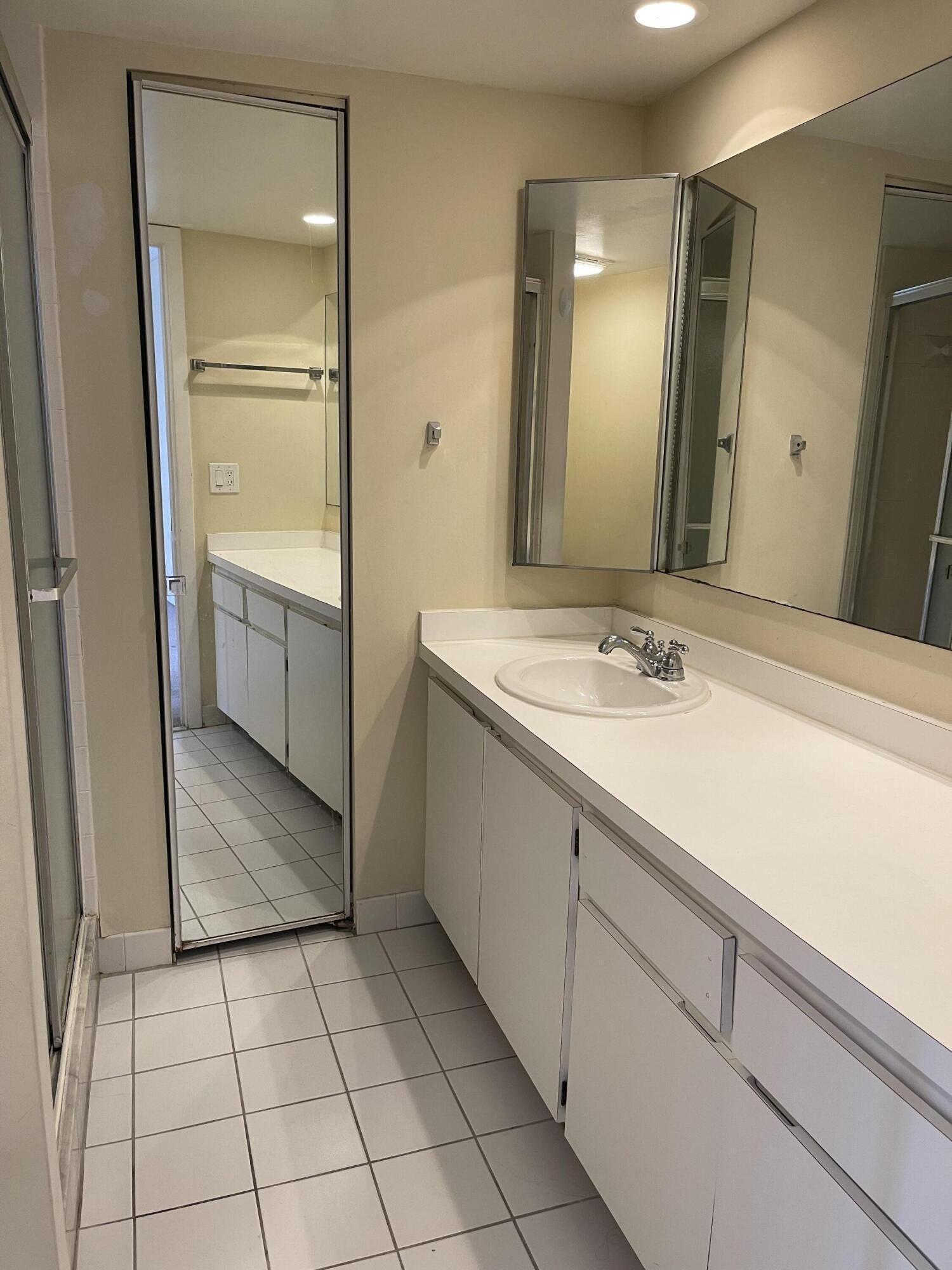 713 7th, Palm Beach Gardens FL 33410