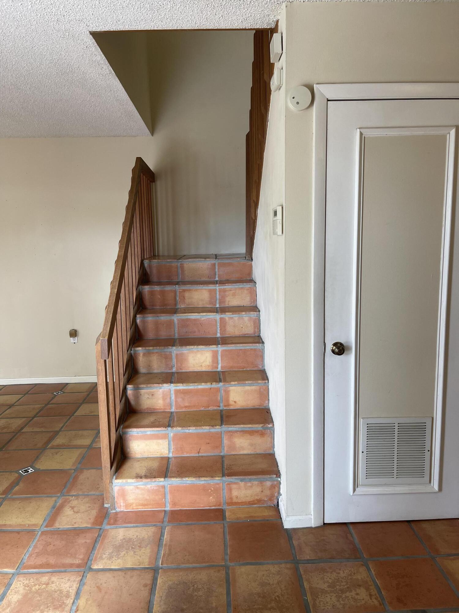 713 7th, Palm Beach Gardens FL 33410