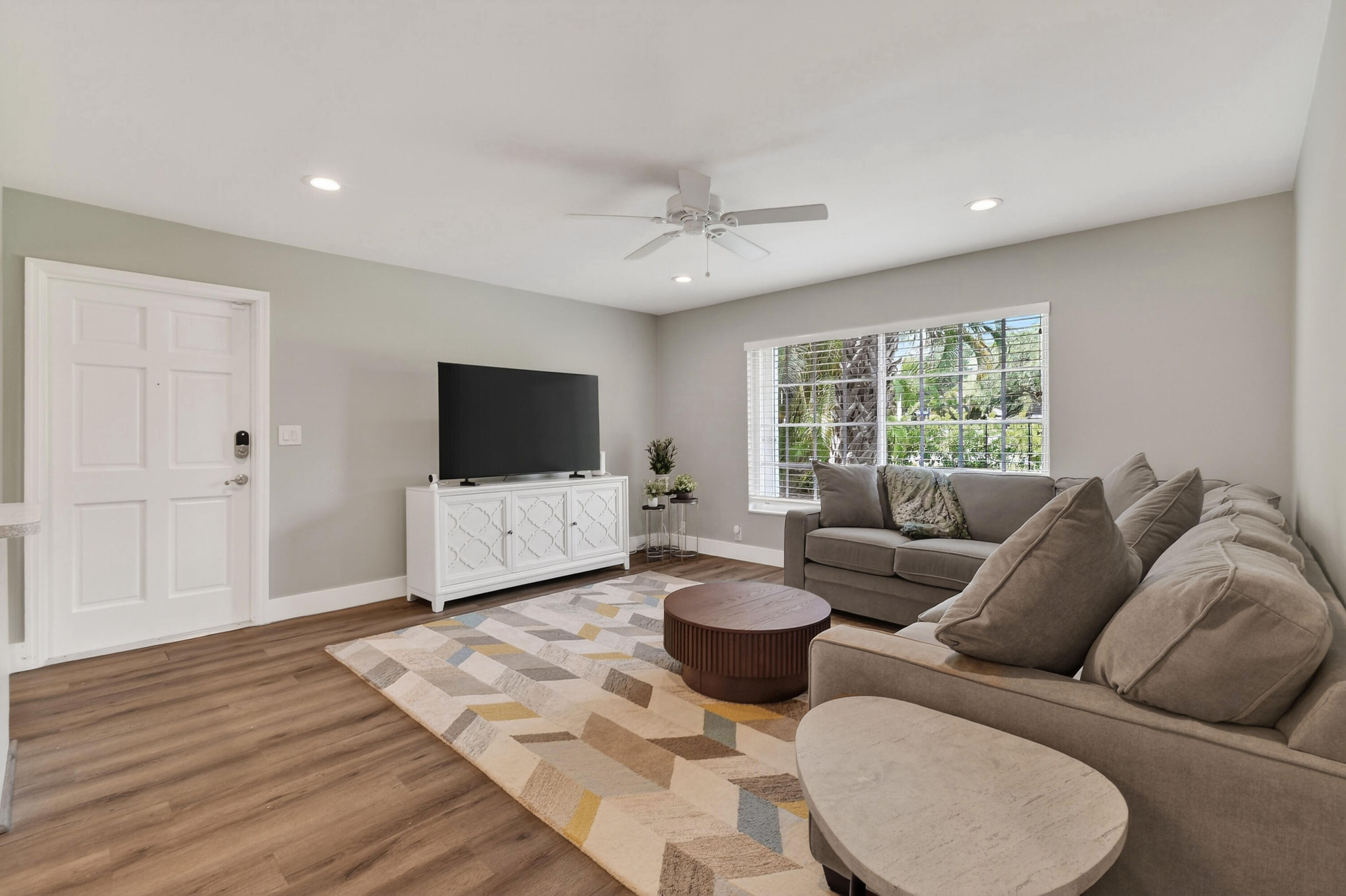 11521 Landing #E1, North Palm Beach FL 33408