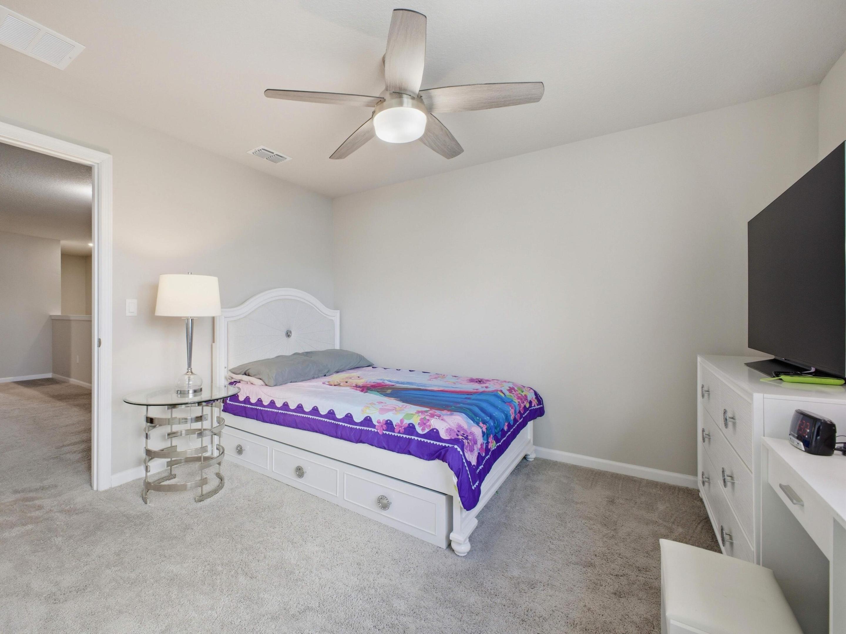 5720 Mentmore, West Palm Beach FL 33407
