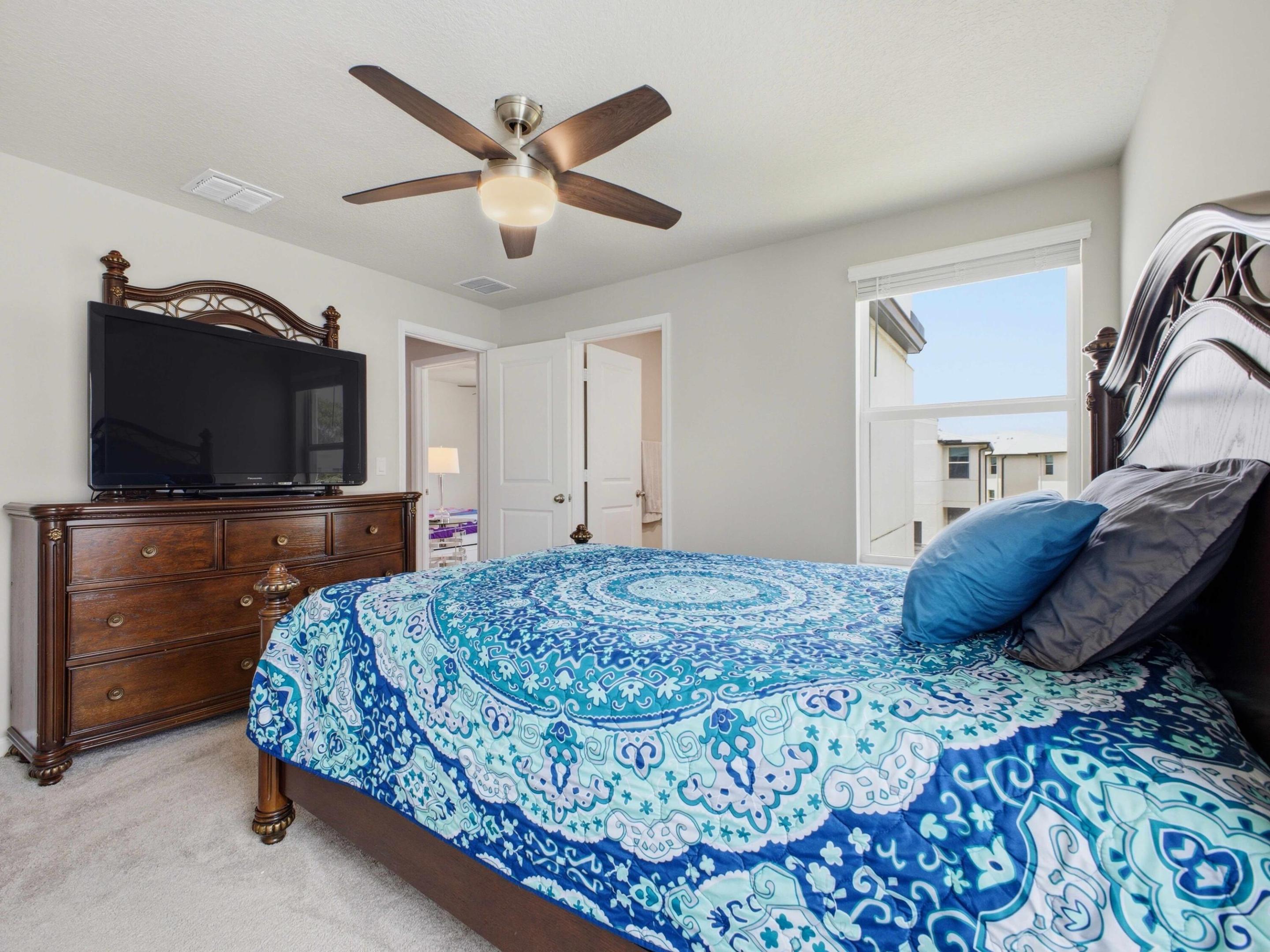 5720 Mentmore, West Palm Beach FL 33407