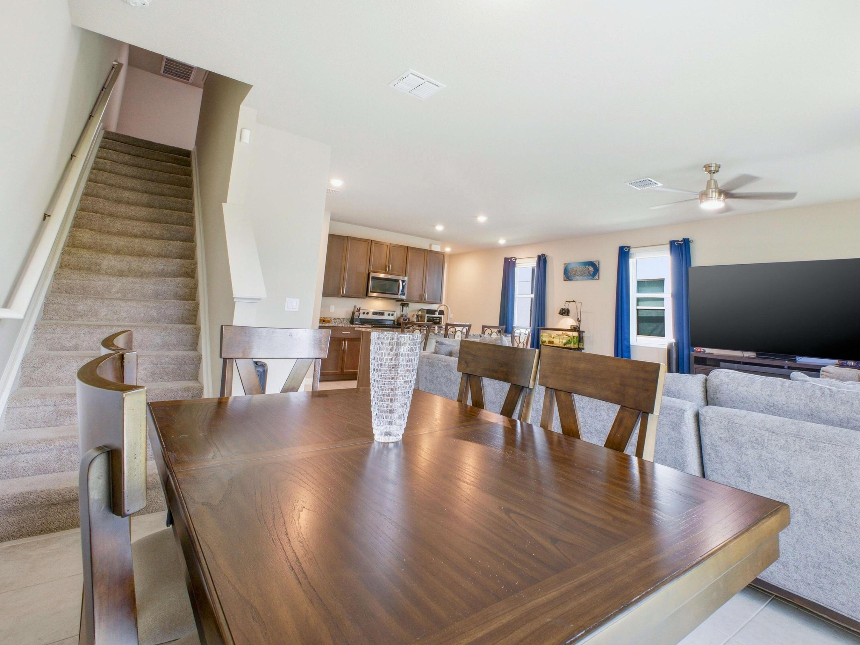 5720 Mentmore, West Palm Beach FL 33407