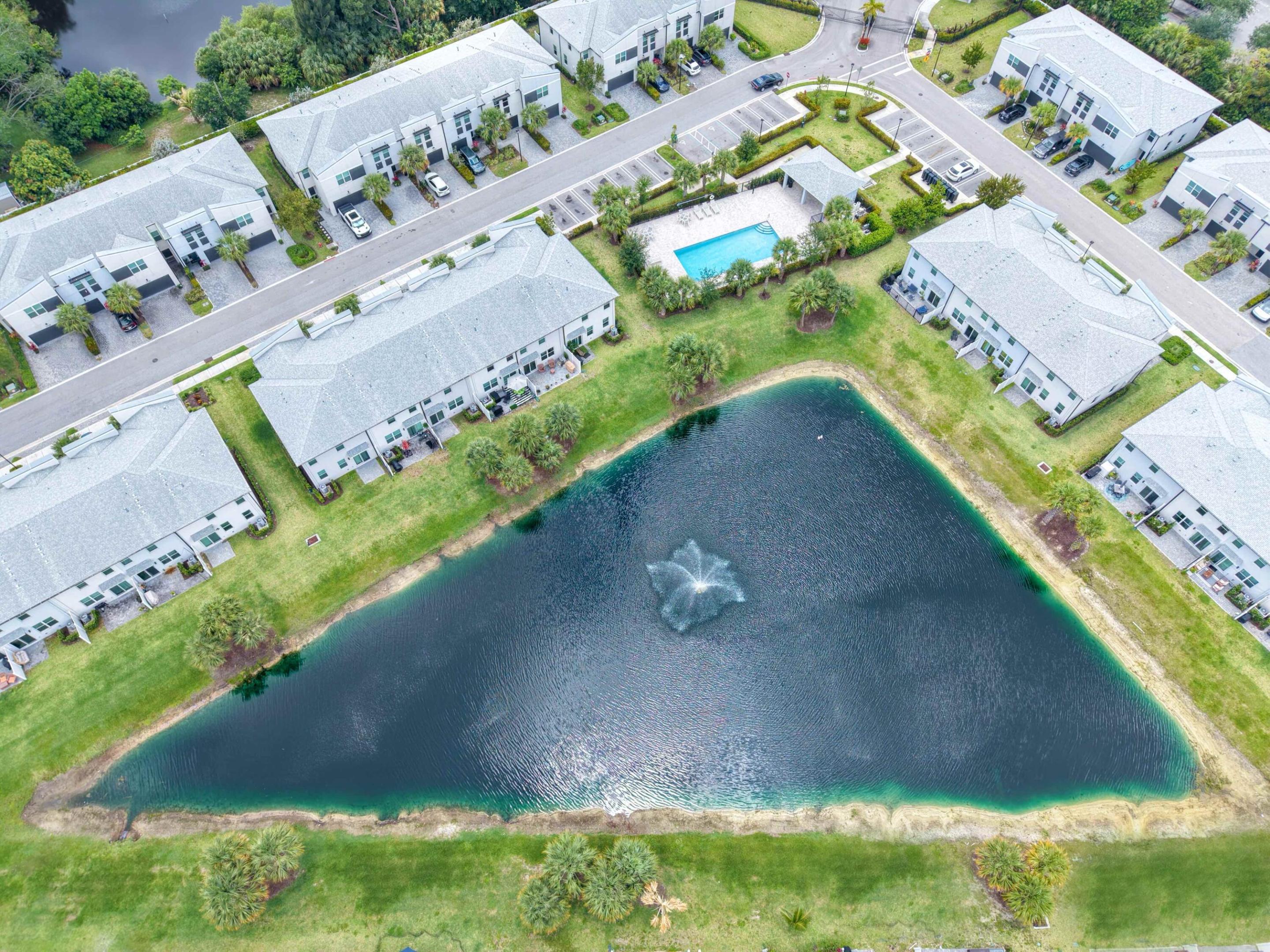 5720 Mentmore, West Palm Beach FL 33407