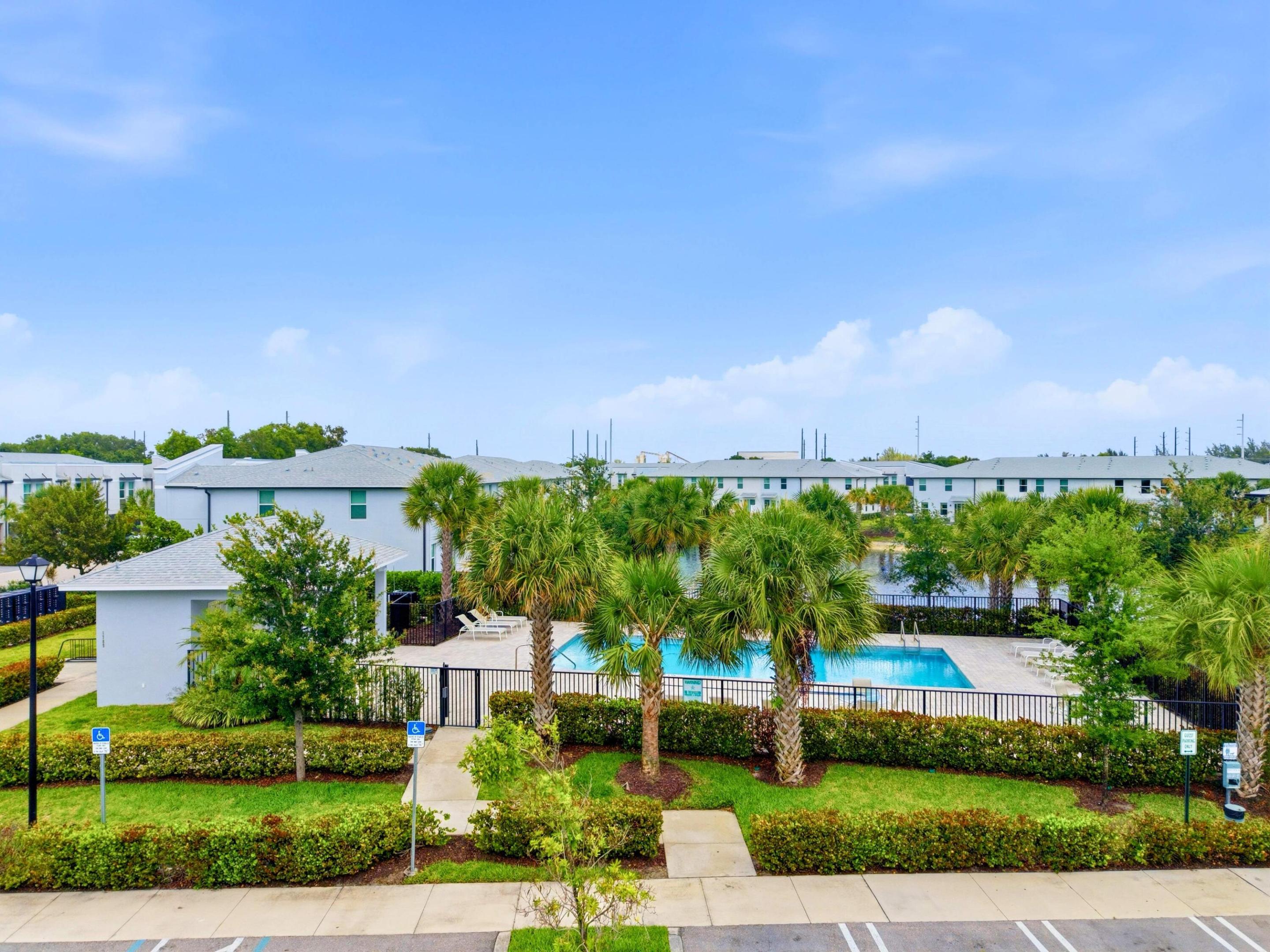 5720 Mentmore, West Palm Beach FL 33407