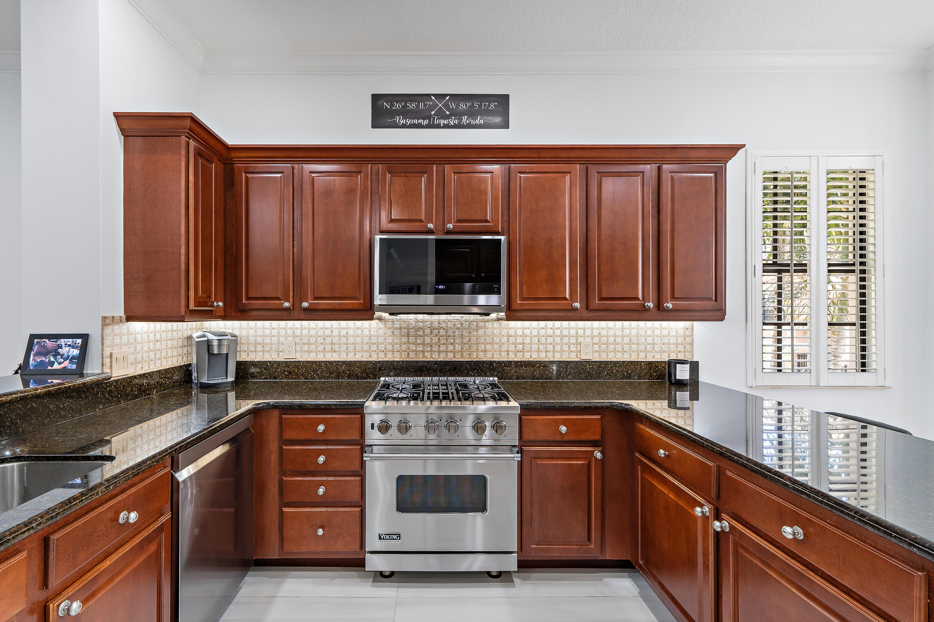 605 Del Sol, Tequesta FL 33469